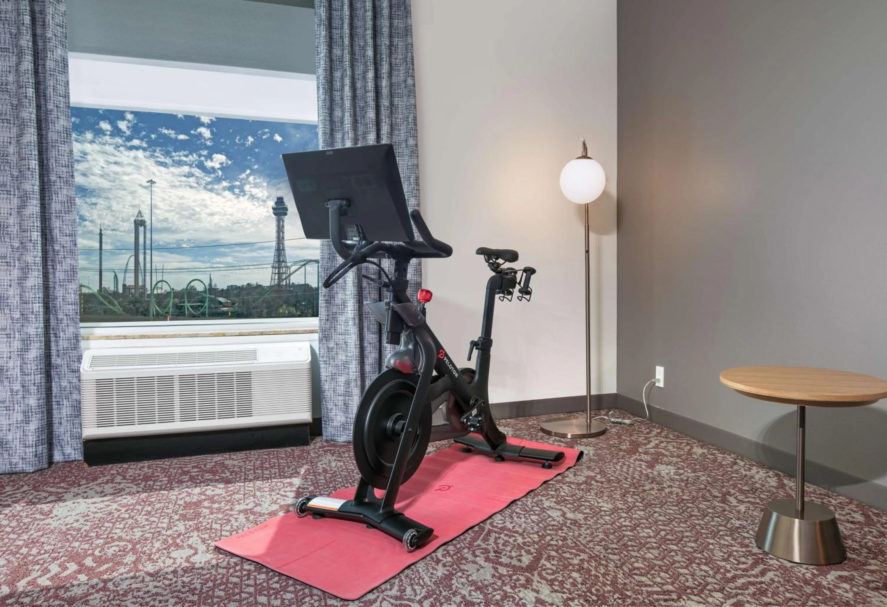 Bedroom in Hilton Garden Inn Dallas Arlington