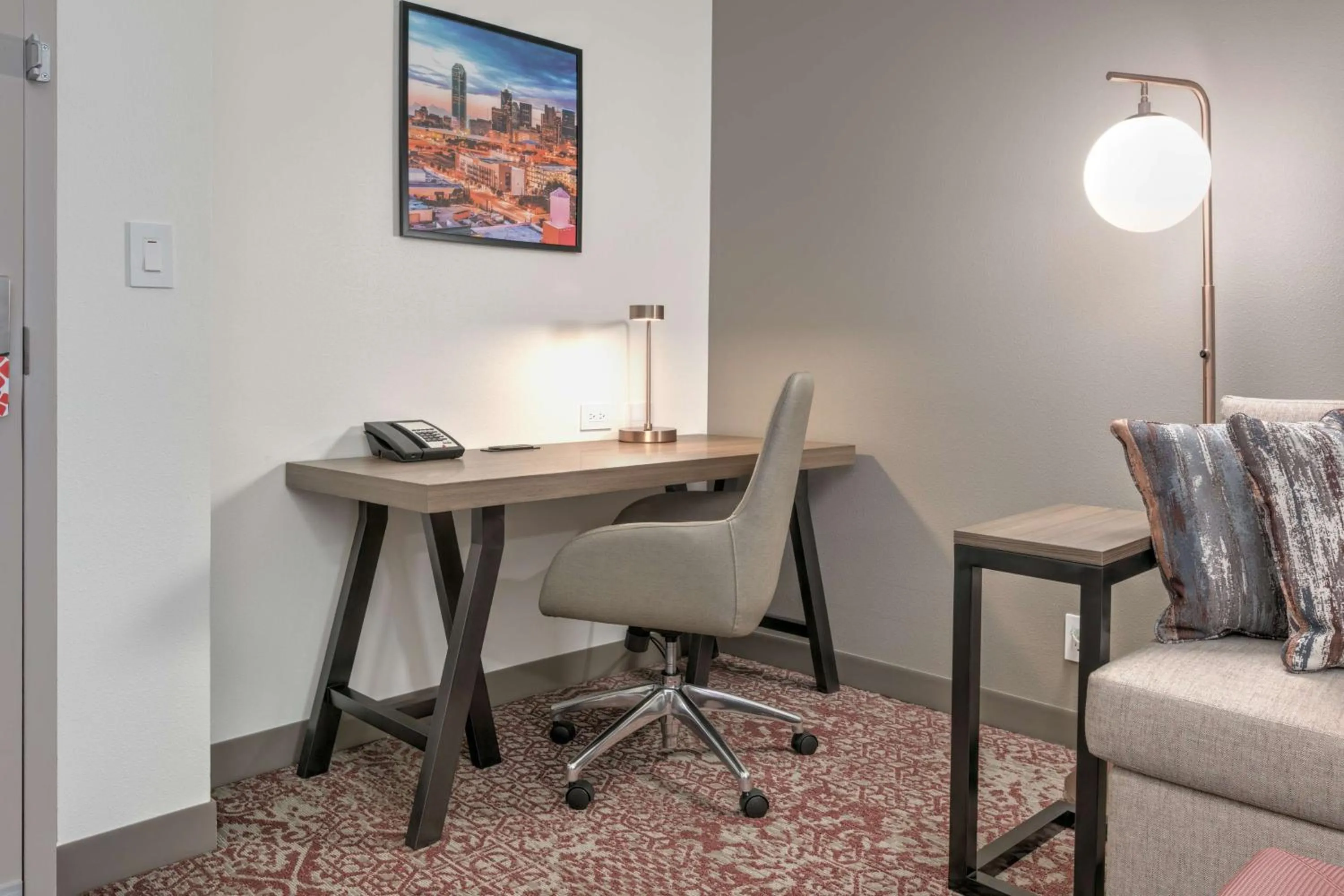 Bedroom in Hilton Garden Inn Dallas Arlington