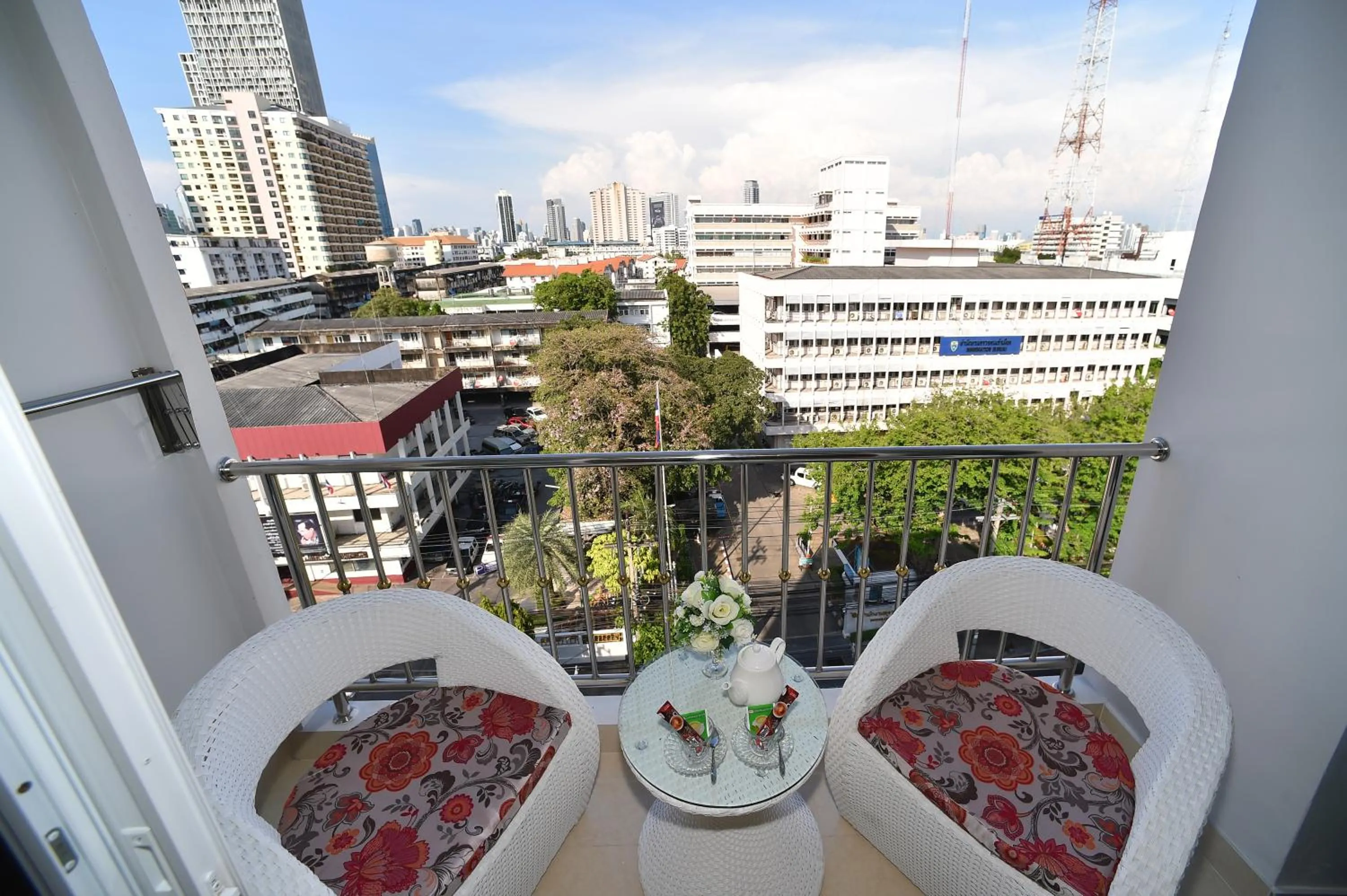 Balcony/Terrace in Parvena Hotel Sathorn