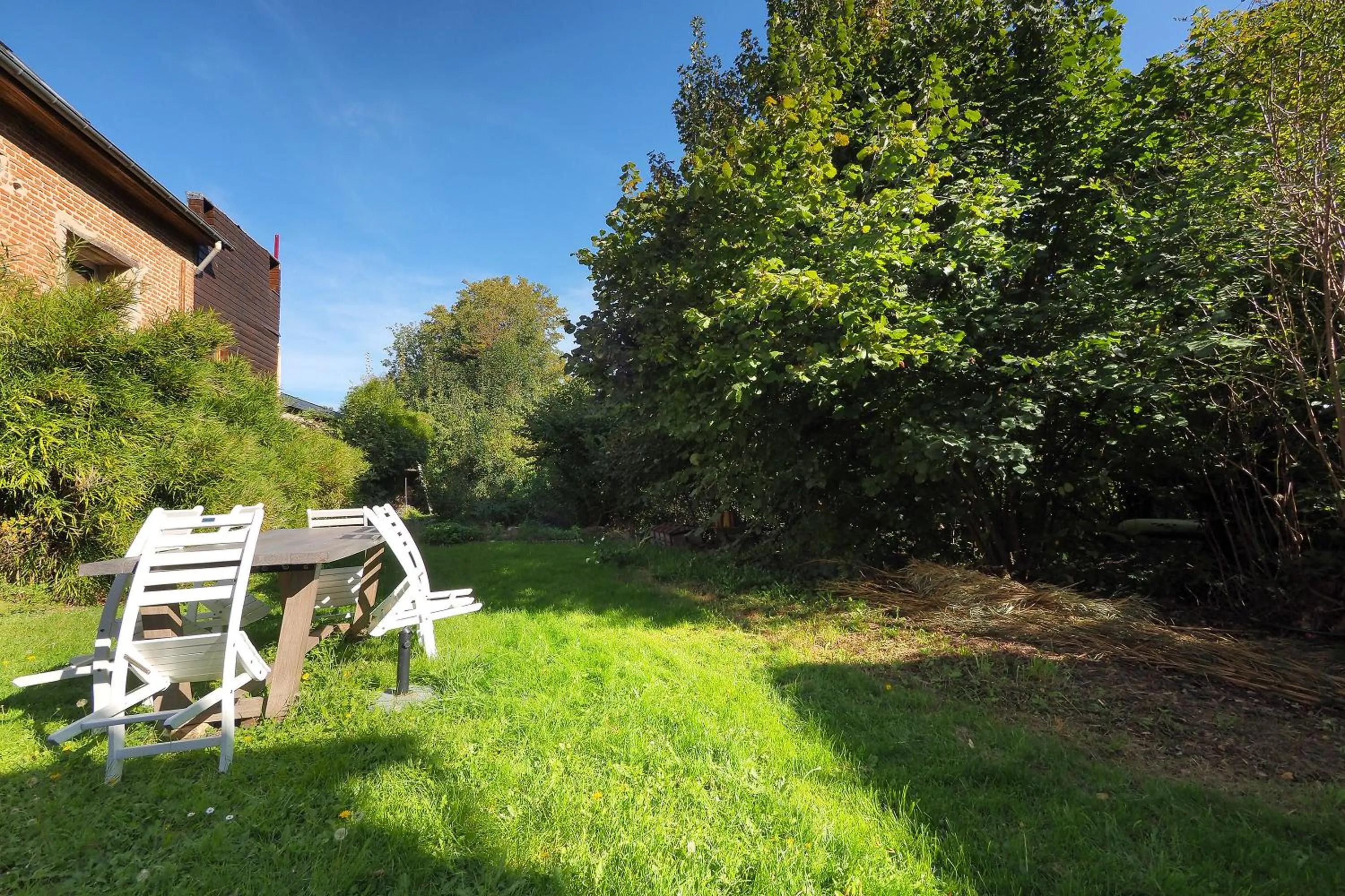 Property building in Au Moulin de l'Andelle