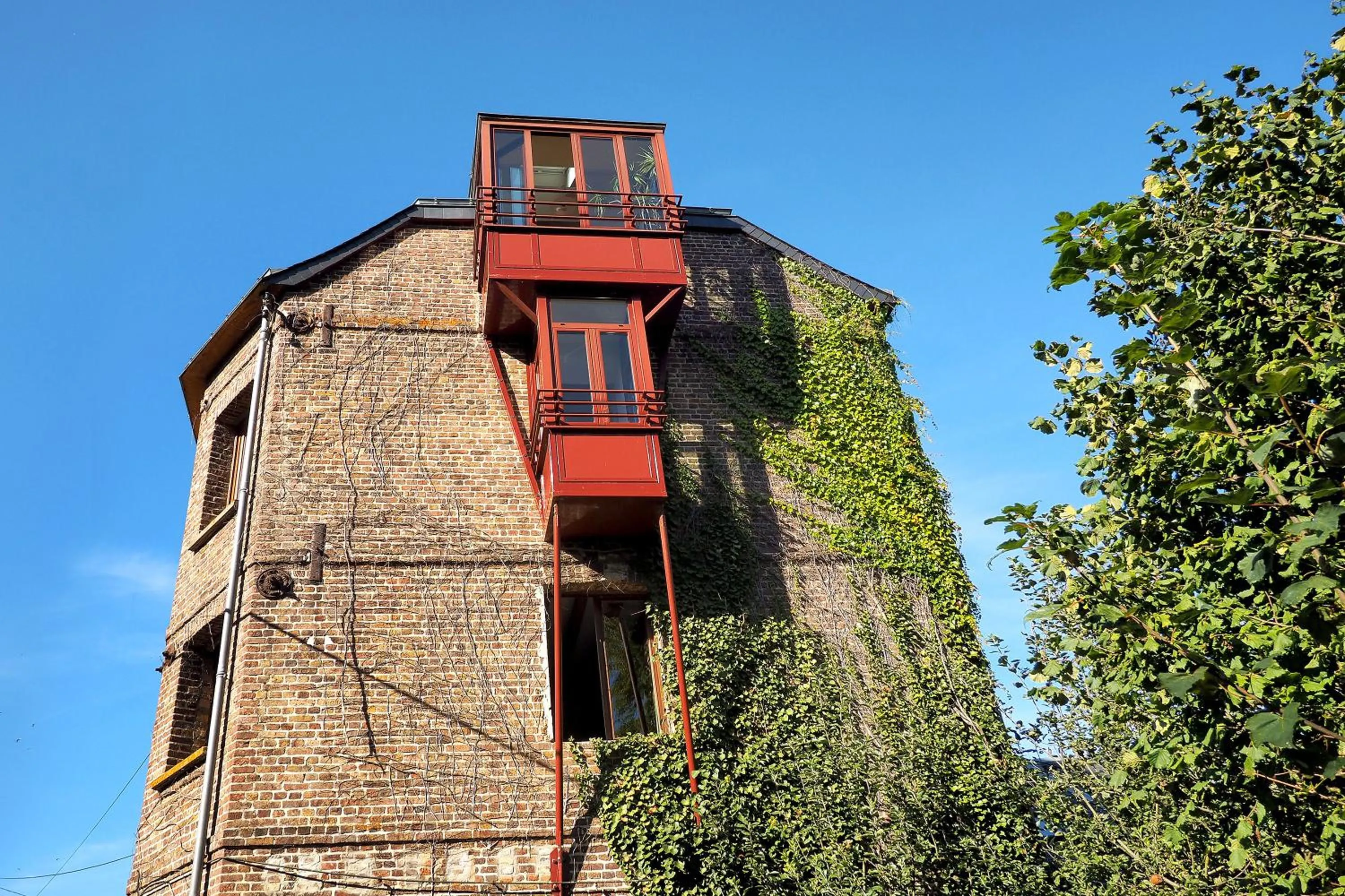 Property building in Au Moulin de l'Andelle