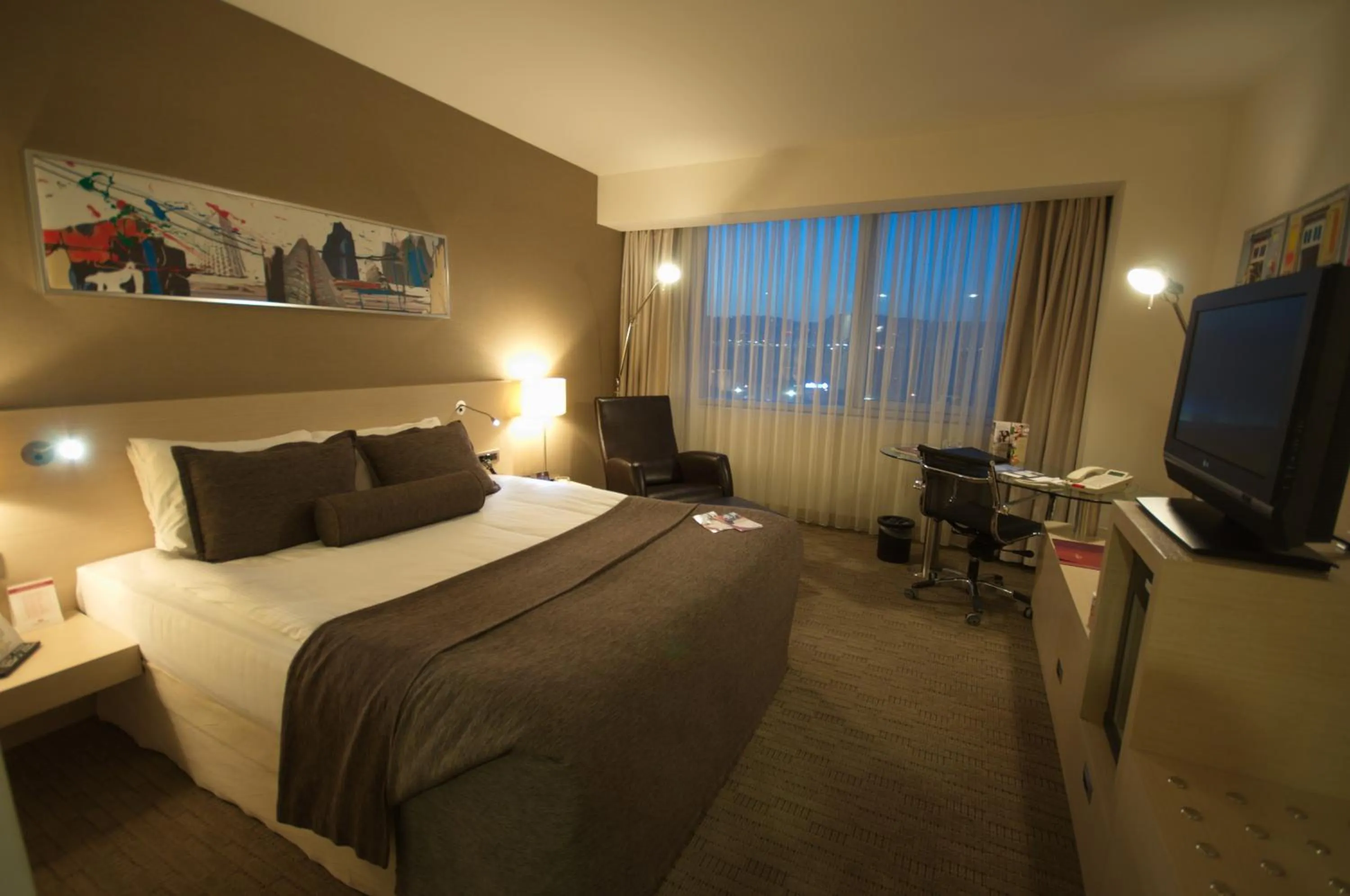 Bedroom, Bed in CPAnkara Hotel