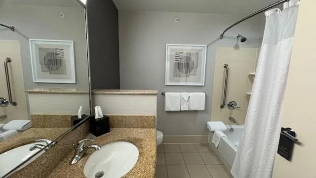 Bathroom in Courtyard by Marriott Kingston