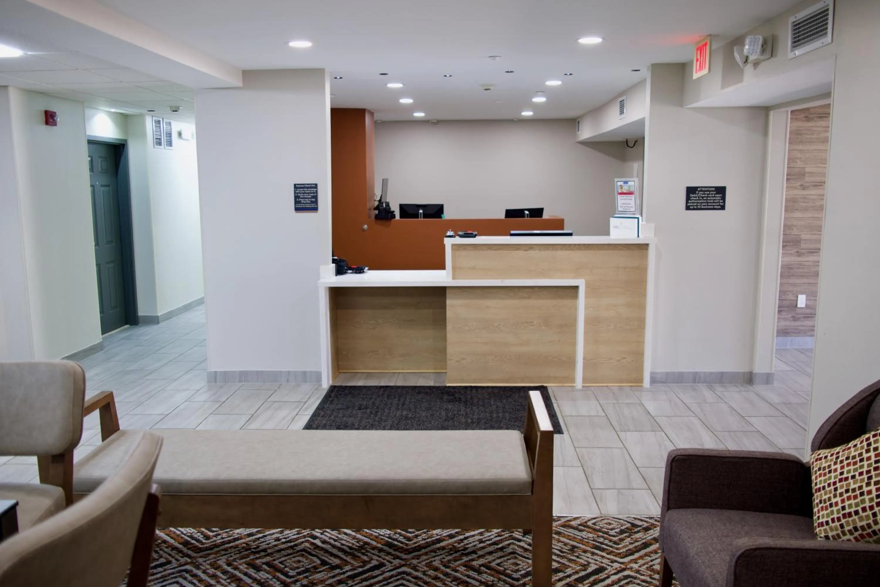 Lobby or reception in Candlewood Suites Harrisonburg by IHG