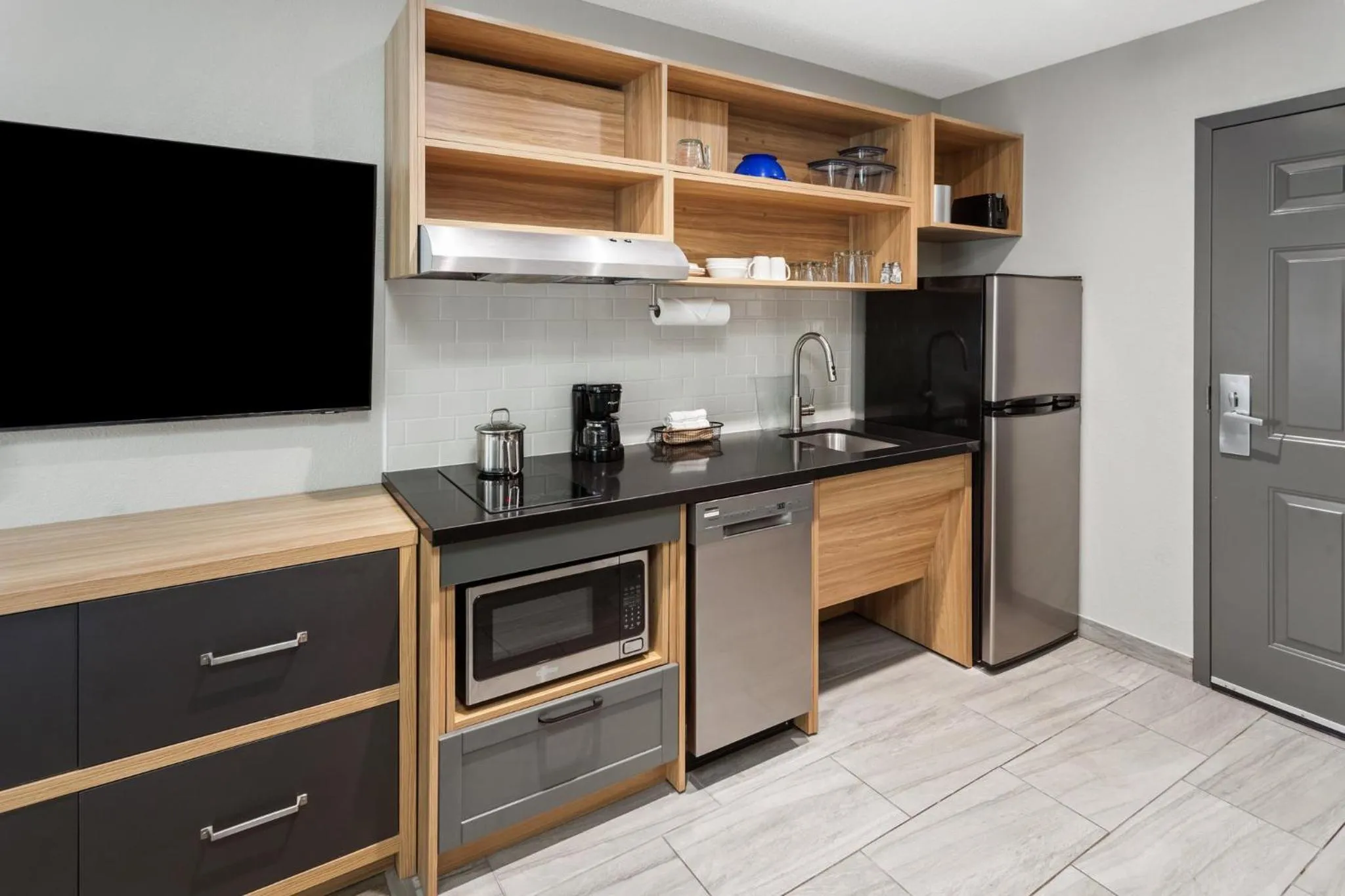 Photo of the whole room in Candlewood Suites Harrisonburg by IHG