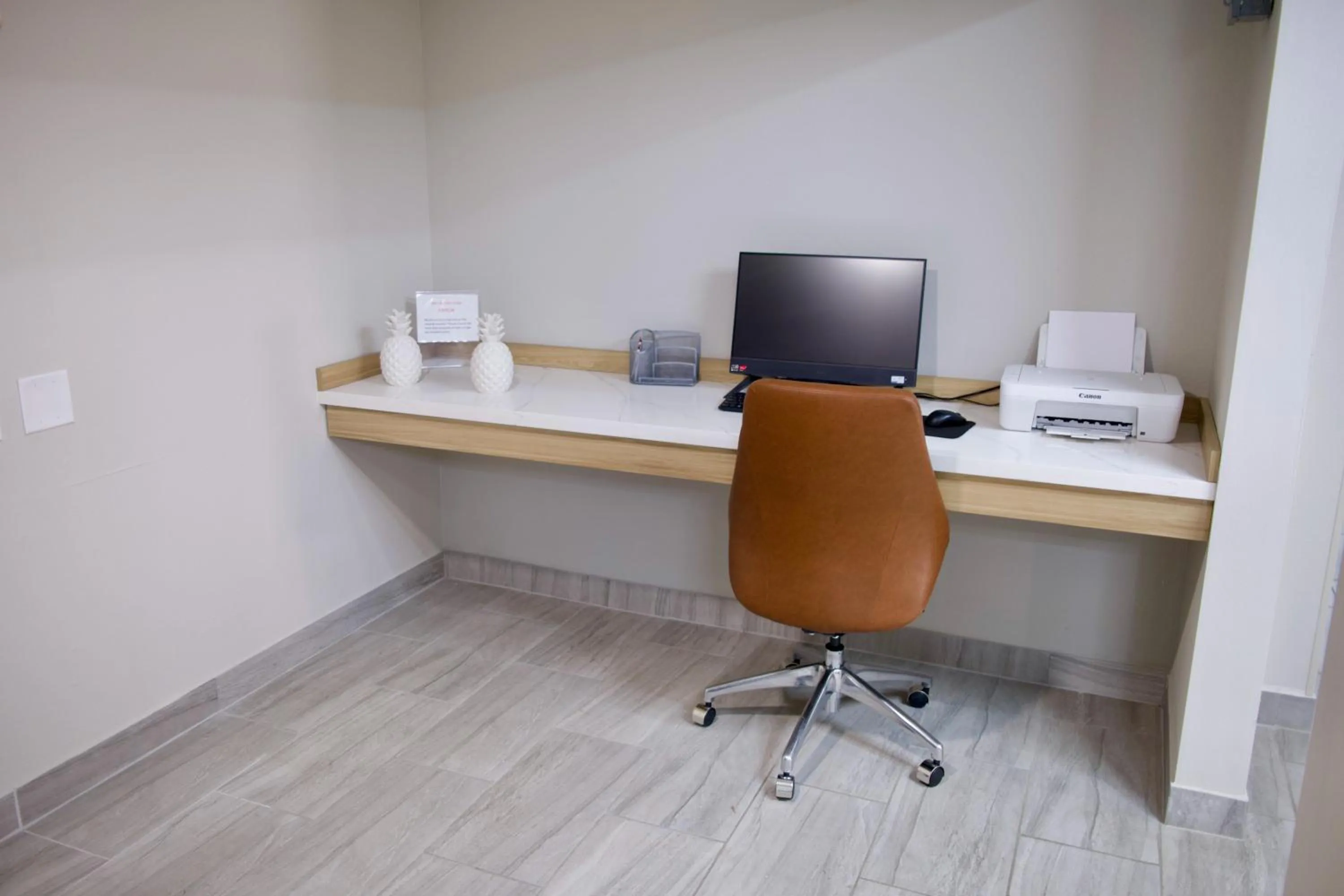 Business facilities in Candlewood Suites Harrisonburg by IHG