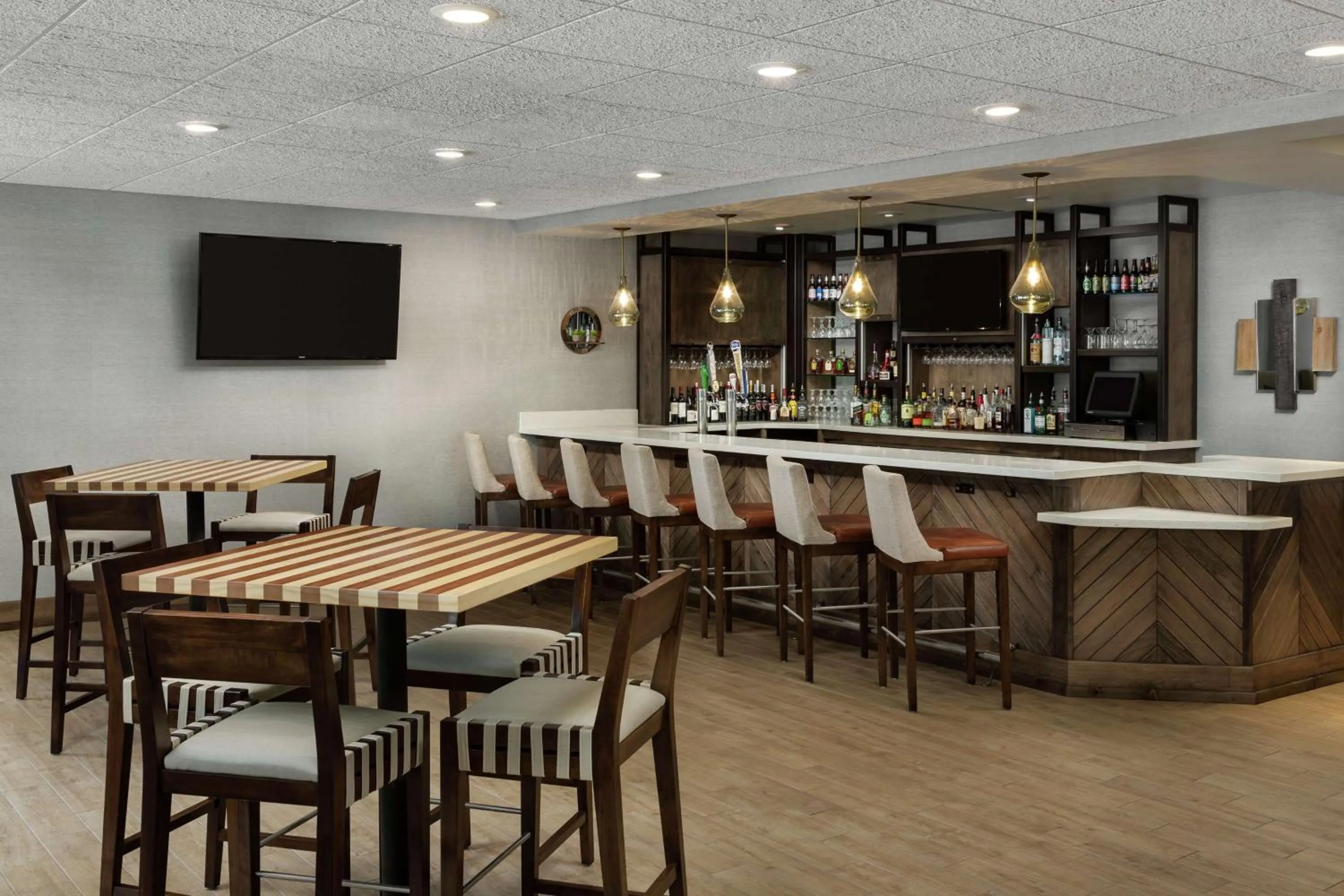 Restaurant/places to eat in Hilton Garden Inn Greenville