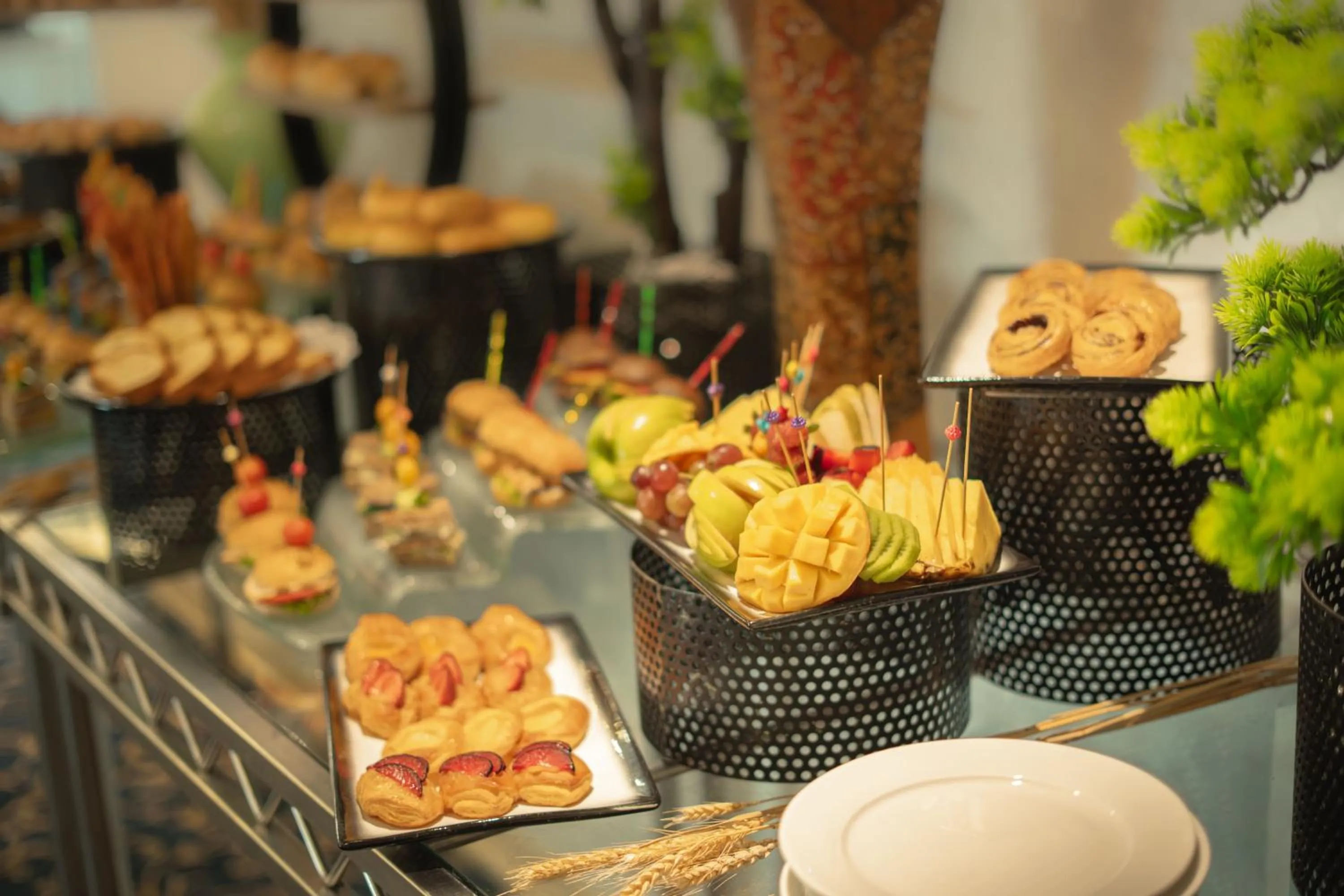 Food in Bristol Hotel