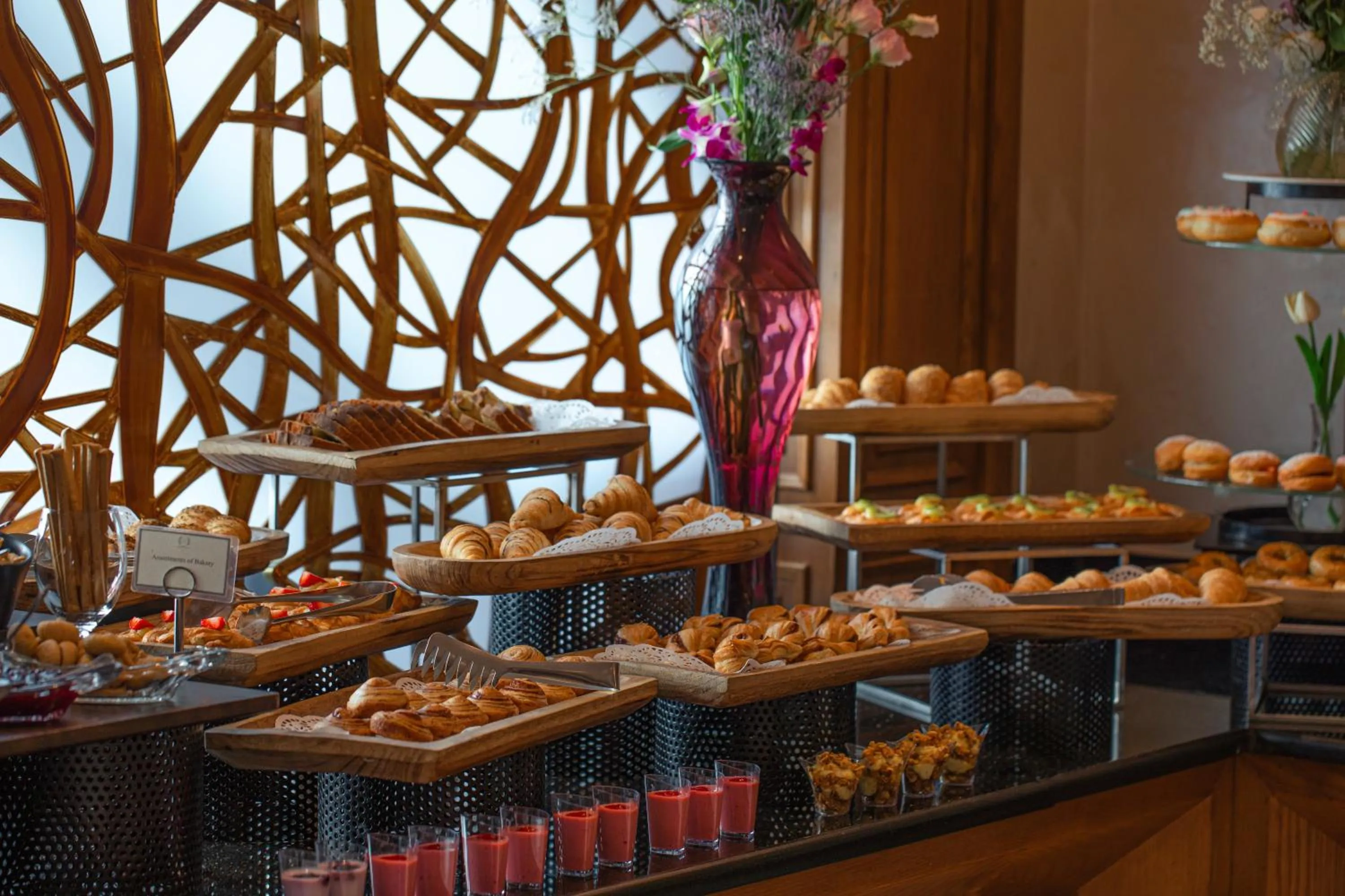 Food in Bristol Hotel