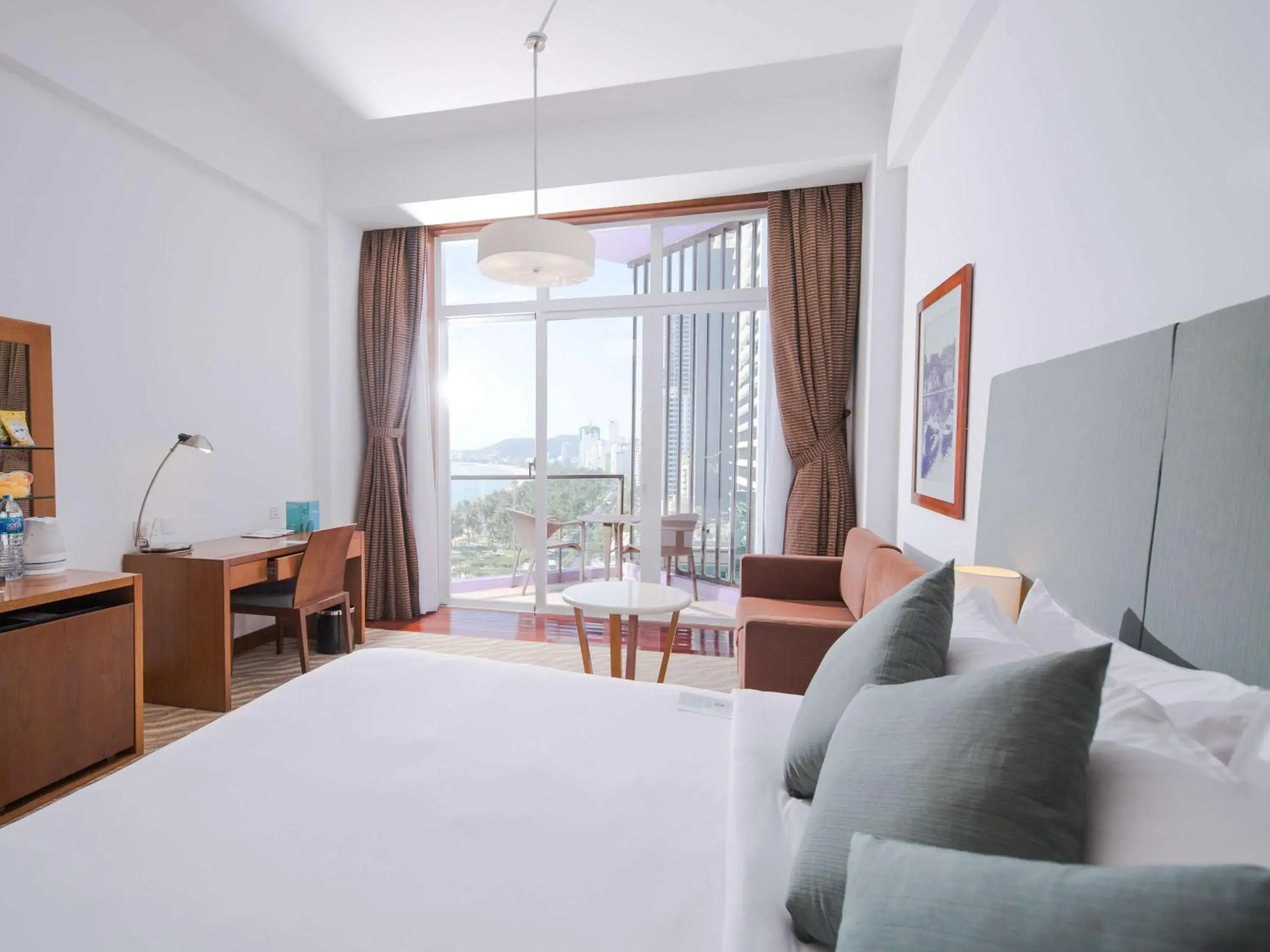 Standard King Room in Novotel Nha Trang Standard King Room in Novotel Nha Trang
