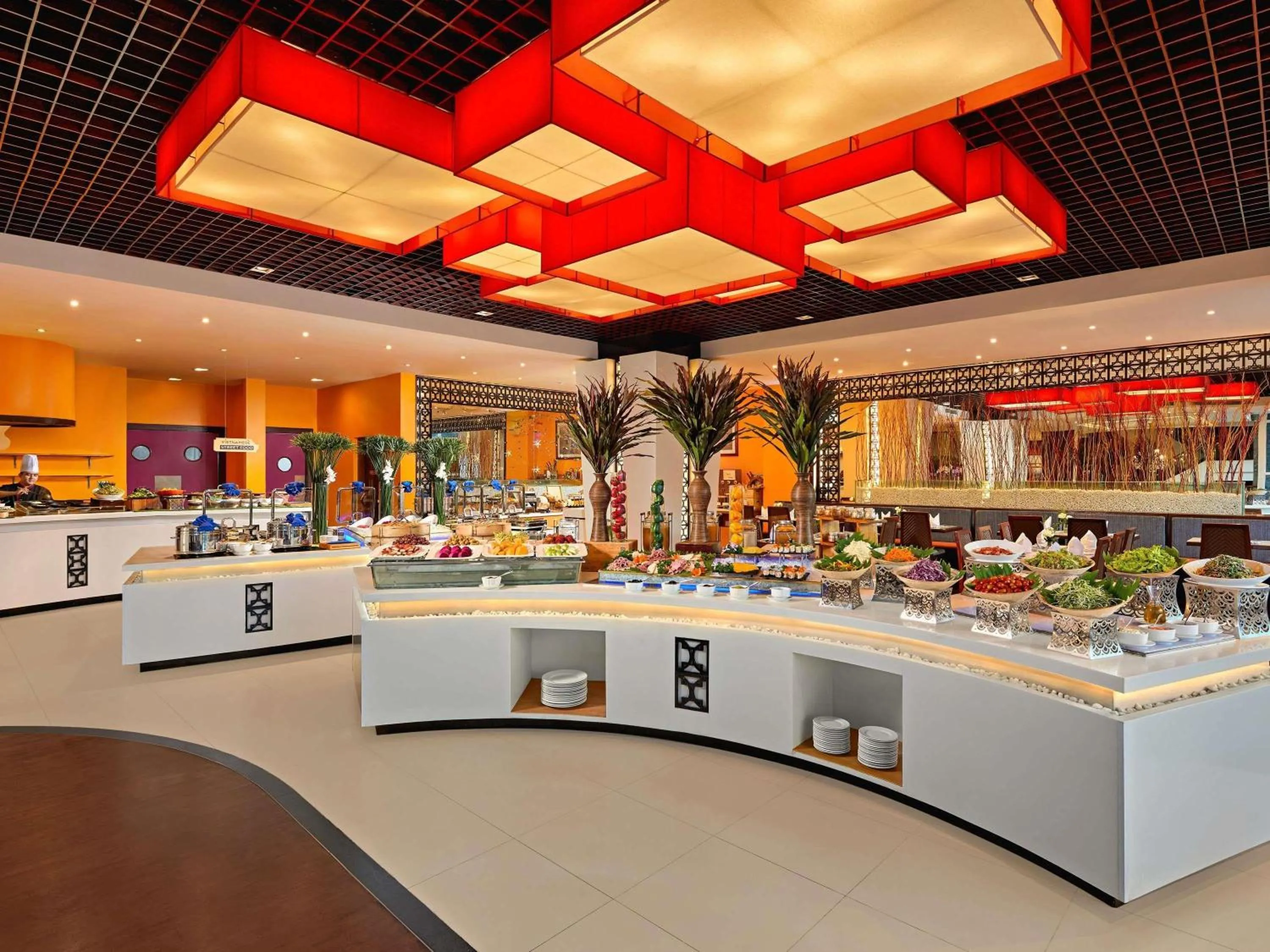 Restaurant/places to eat in Novotel Nha Trang