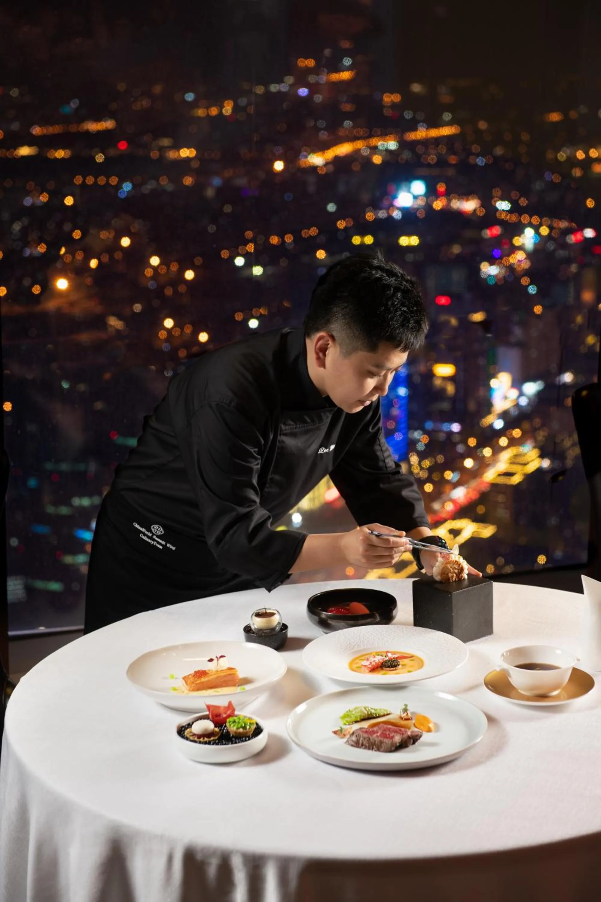 Restaurant/places to eat in China World Summit Wing, Beijing