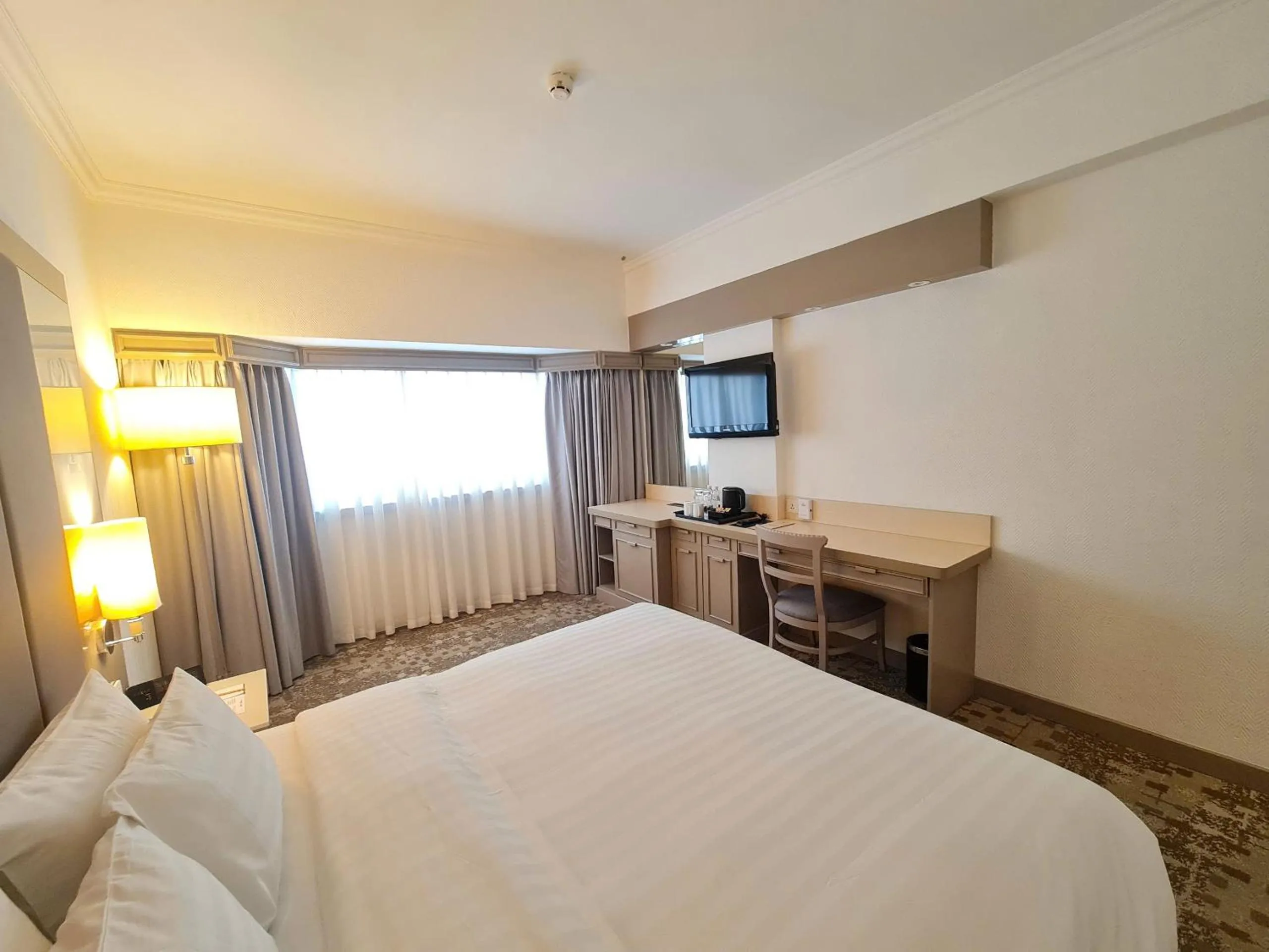 Bedroom, Bed in Sunway Hotel Hanoi