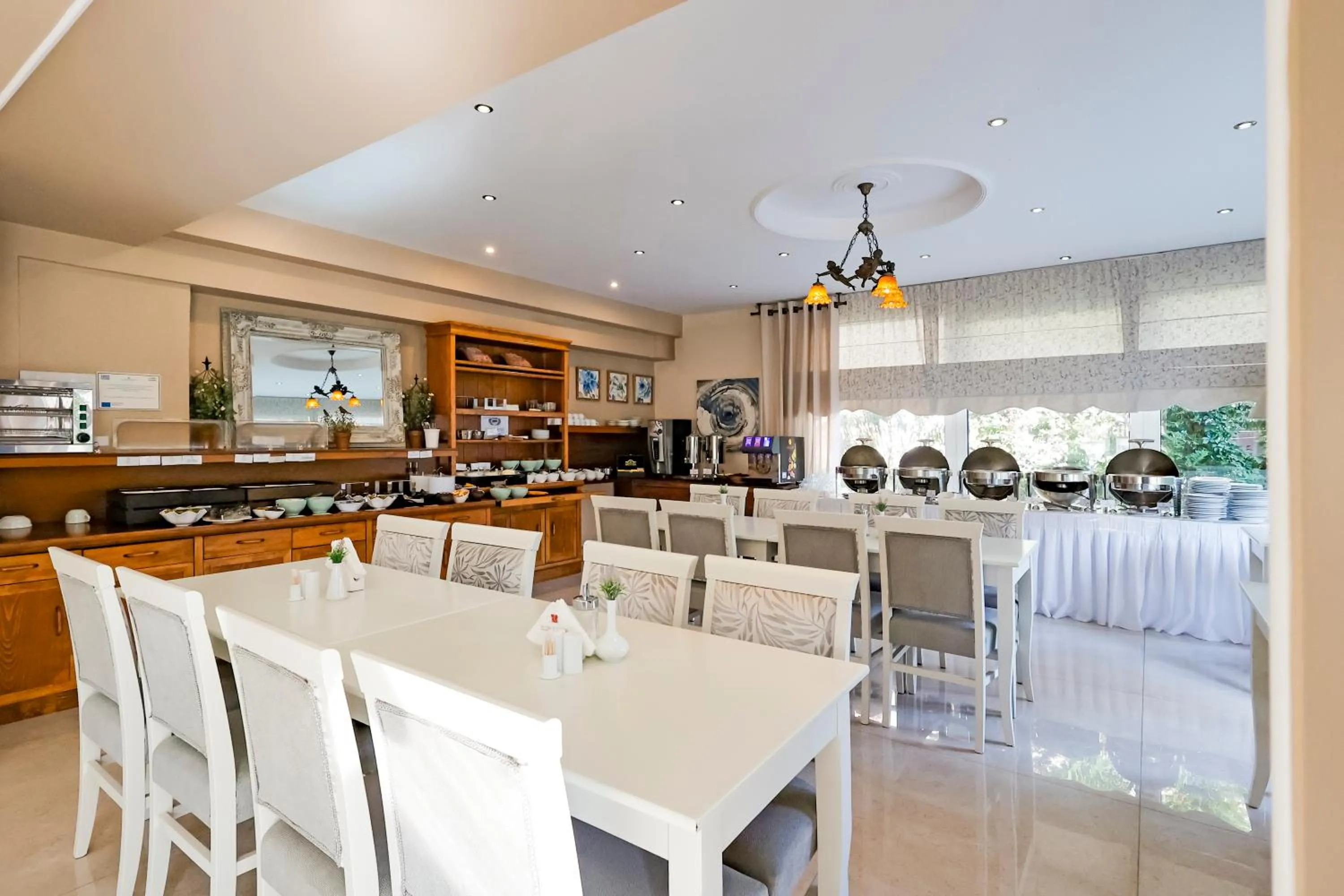 Buffet breakfast in Alkyonis Hotel