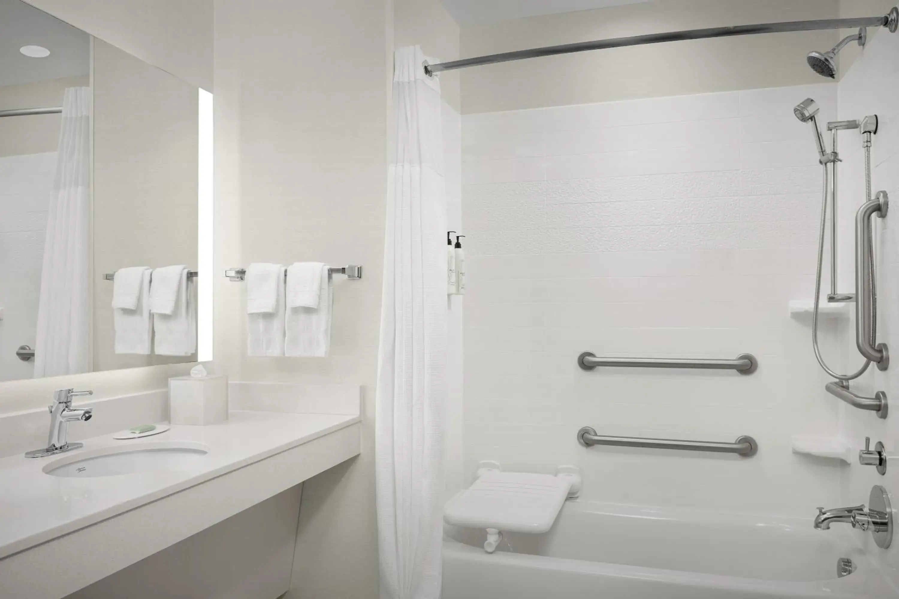 King Room with Adapted Tub - Mobility and Hearing Accessible in Fairfield Inn & Suites by Marriott Atlanta Stockbridge King Room with Adapted Tub - Mobility and Hearing Accessible in Fairfield Inn & Suites by Marriott Atlanta Stockbridge