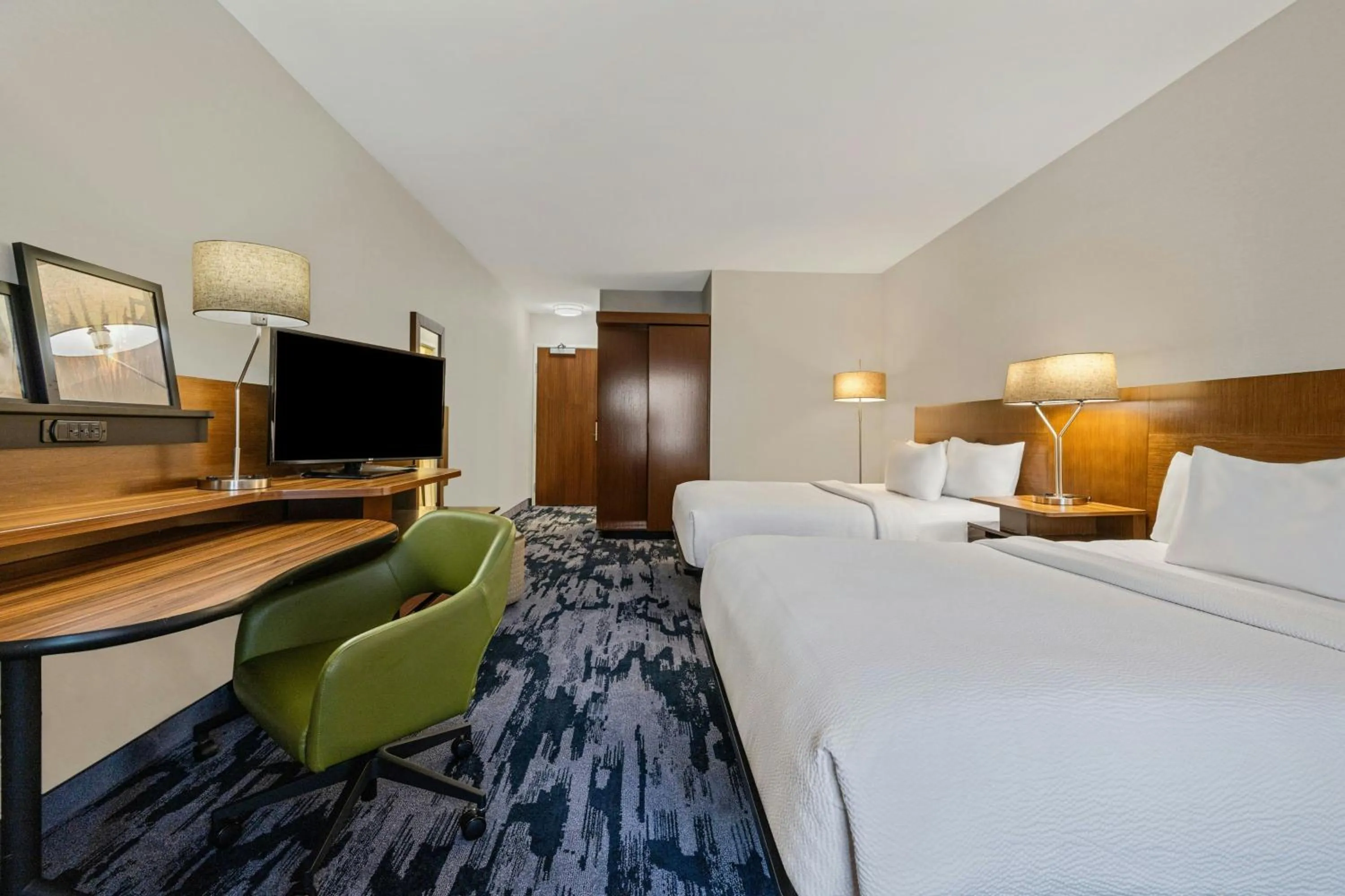 Bedroom, Bed in Fairfield Inn & Suites by Marriott Nashville Downtown-MetroCenter