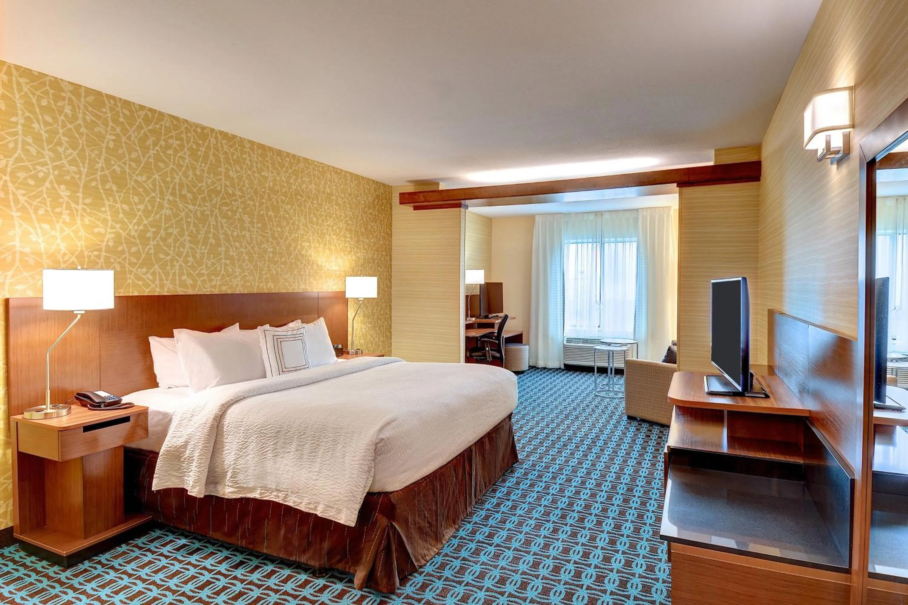 Photo of the whole room, Bed in Fairfield Inn & Suites by Marriott Nashville Downtown-MetroCenter