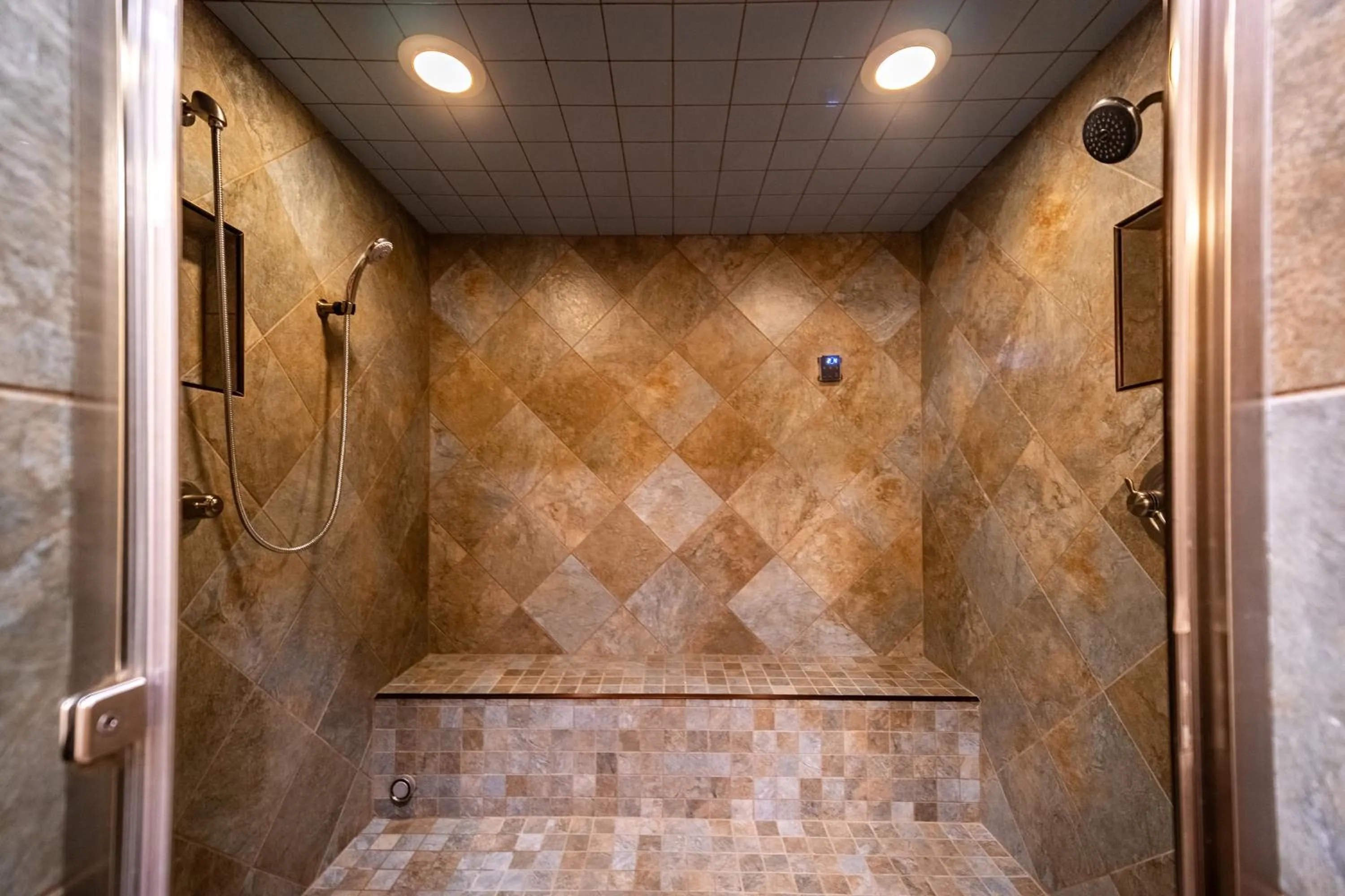 Shower in Whiteface Mountain Chalet