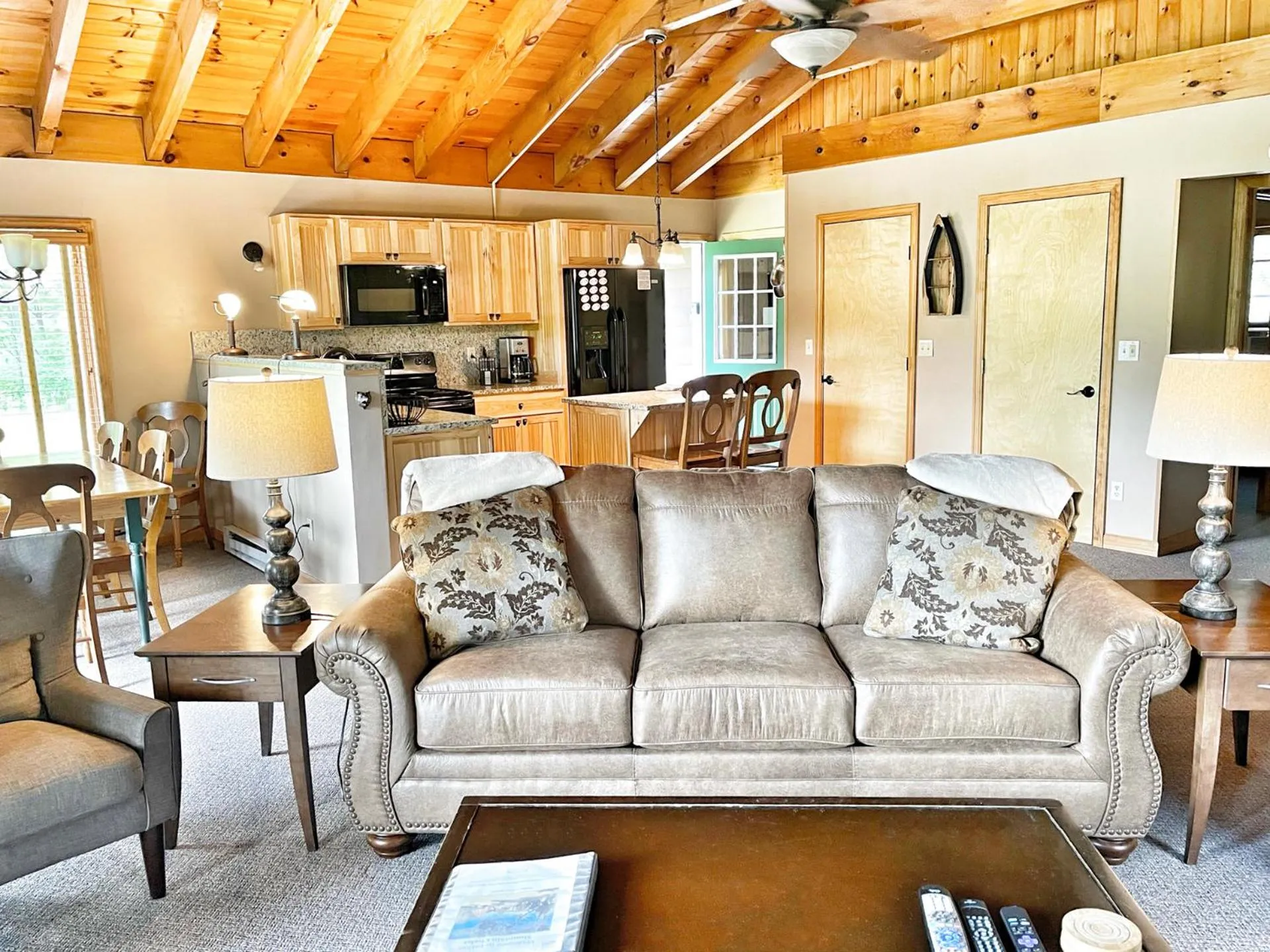 Living room in Esther Mountain Chalet