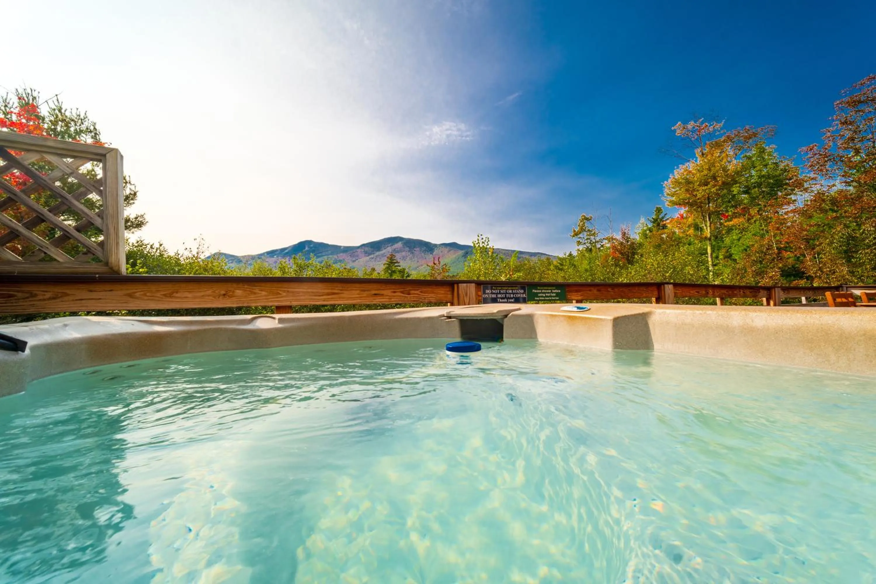 Hot Tub in Lookout Mountain Chalet