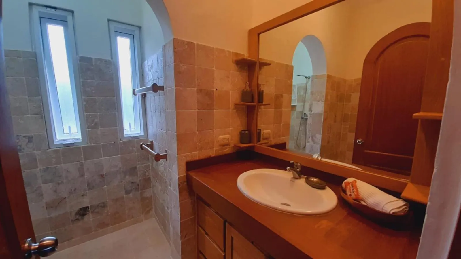 Bathroom in Tamarindo