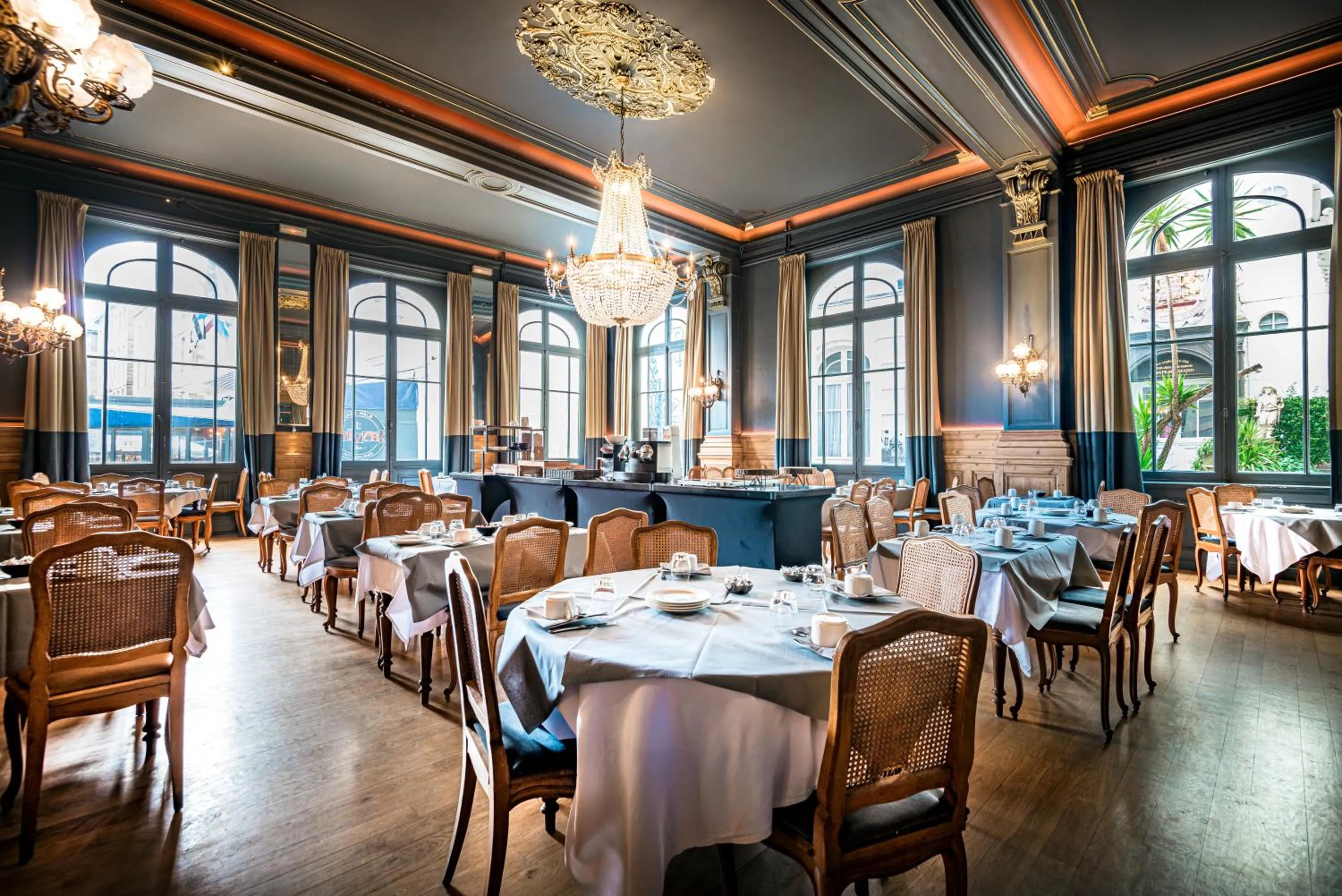 Banquet/Function facilities in Hôtel France et Chateaubriand