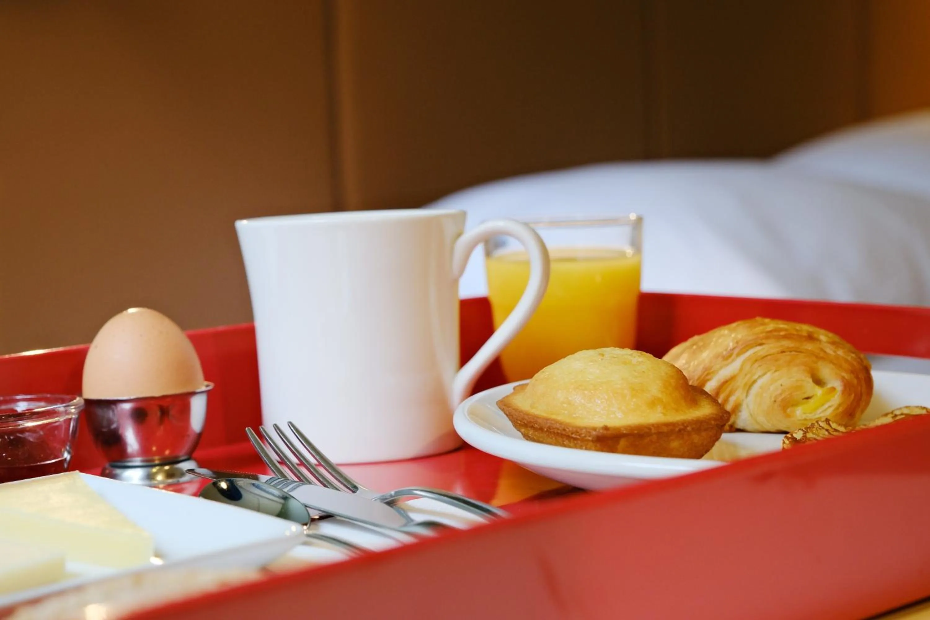 room service in Ibis Avranches Baie du Mont-Saint-Michel