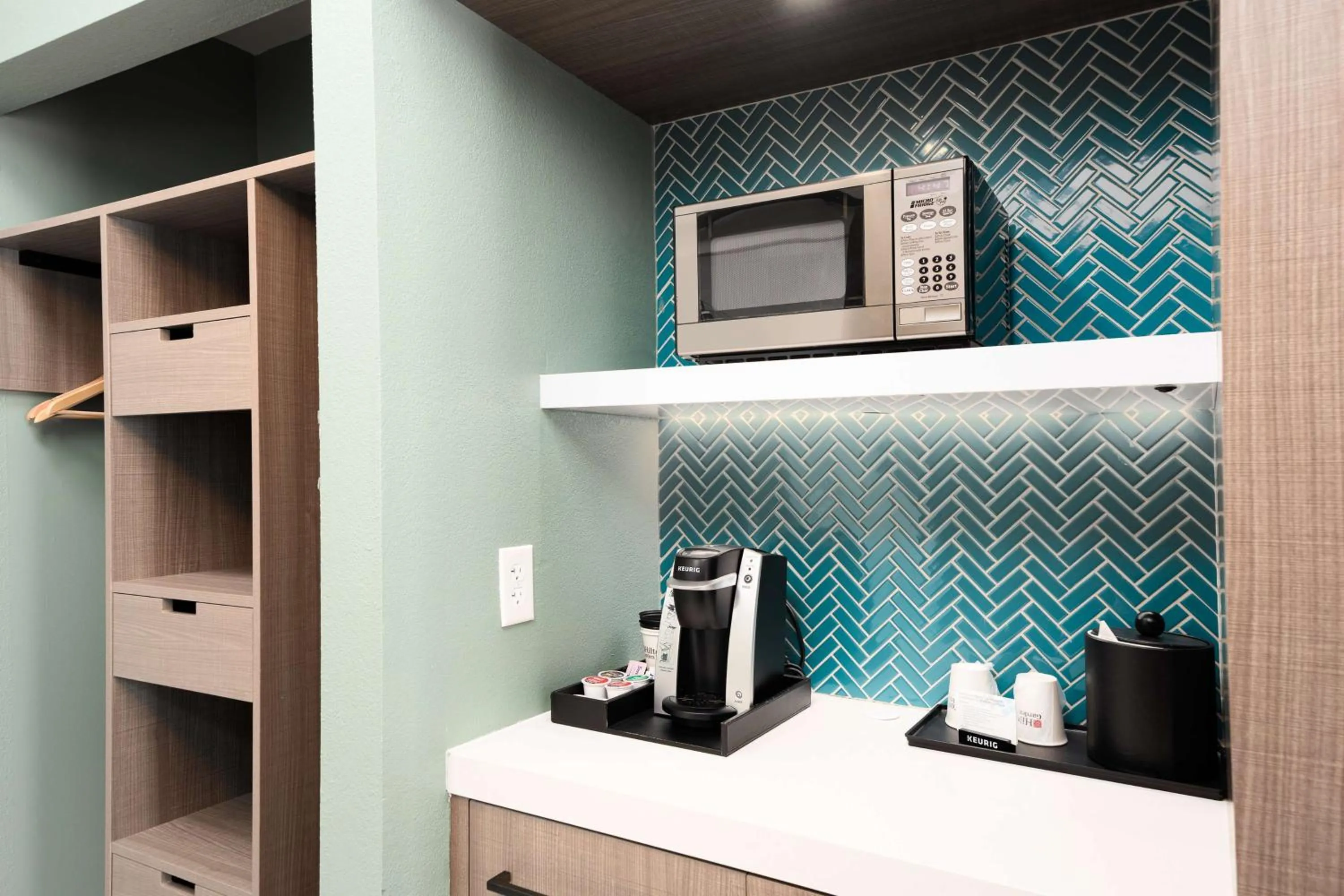 Kitchen or kitchenette in Hilton Garden Inn Houston/Clear Lake NASA