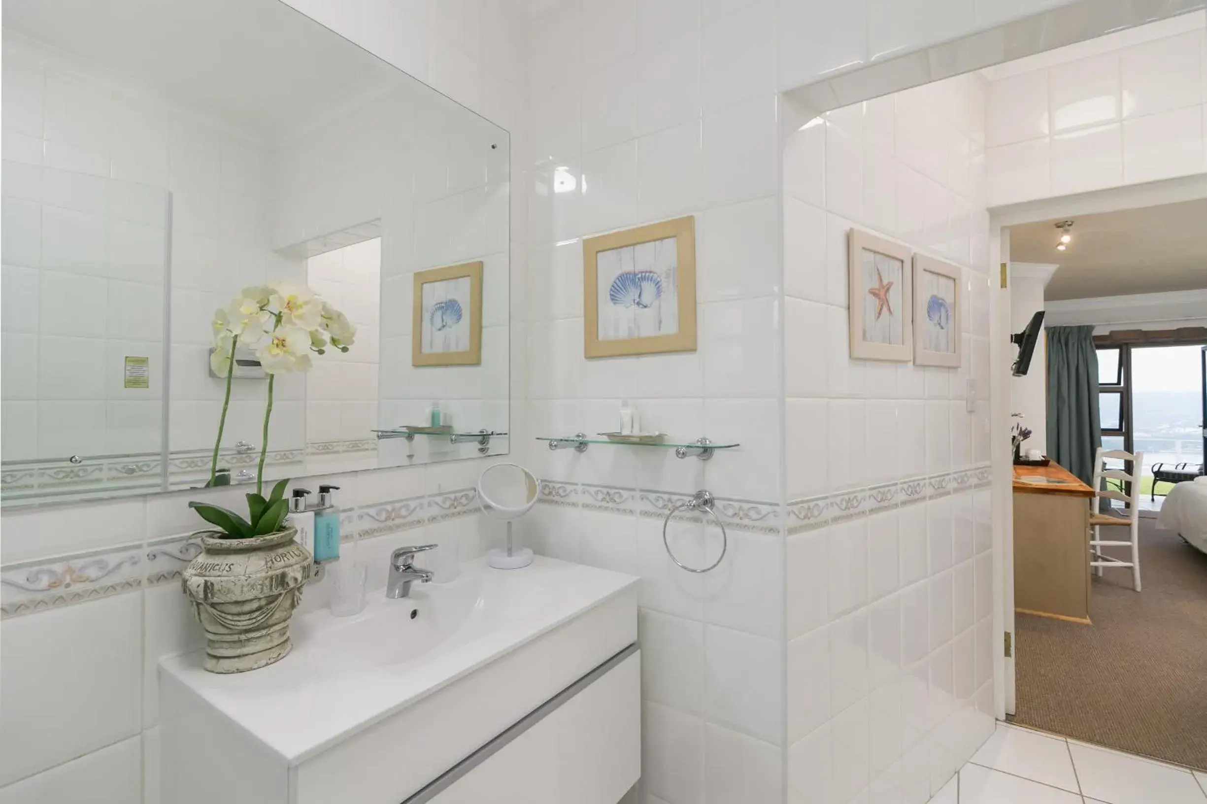 Standard Double or Twin Room- Elba - single occupancy in Villa Castollini Standard Double or Twin Room- Elba - single occupancy in Villa Castollini