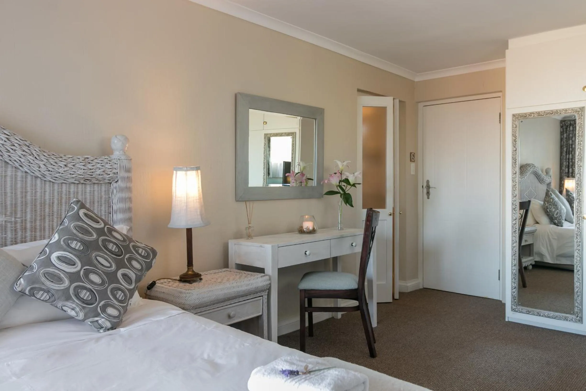 Bed in Villa Castollini