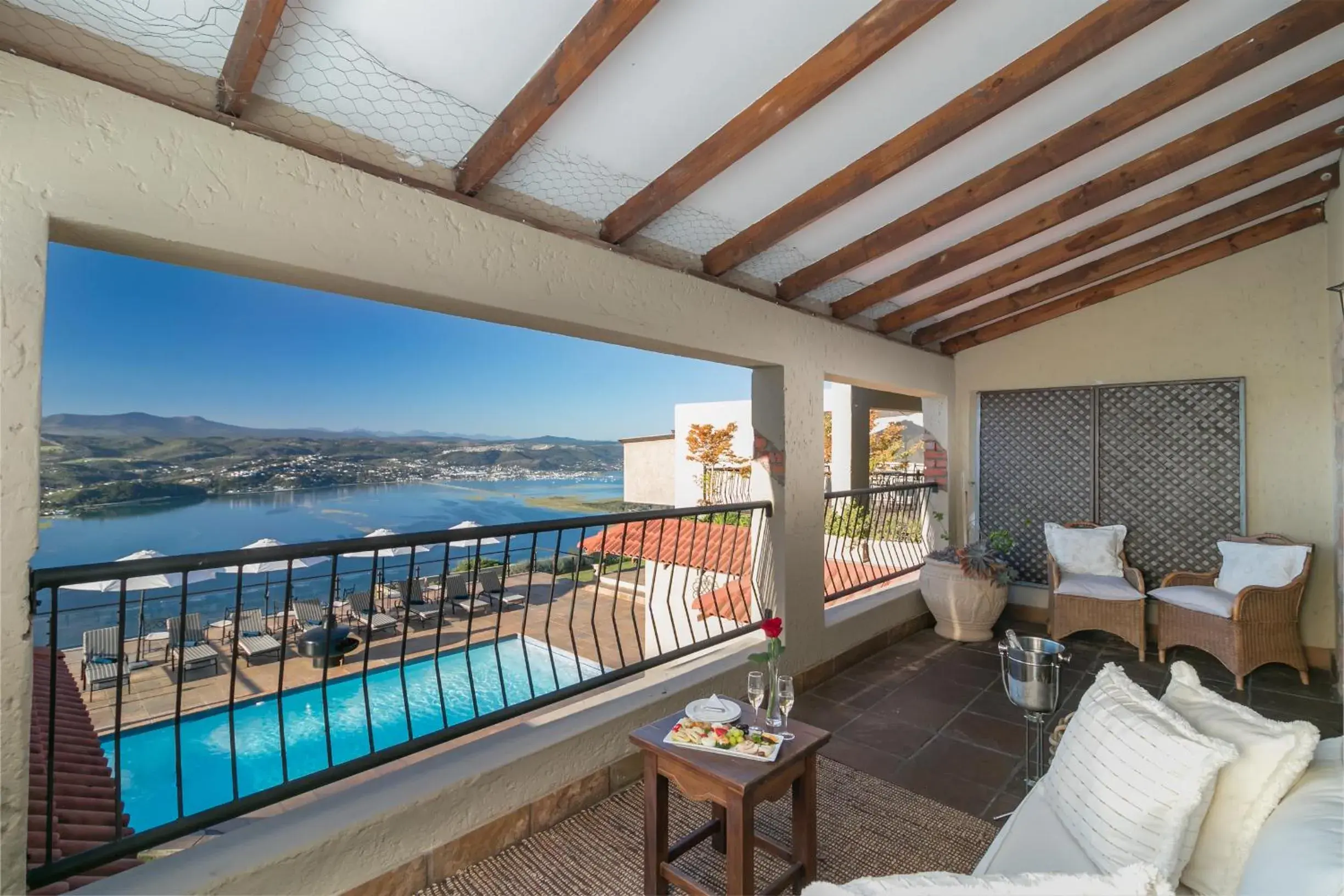 King Suite with Pool View - single occupancy in Villa Castollini King Suite with Pool View - single occupancy in Villa Castollini