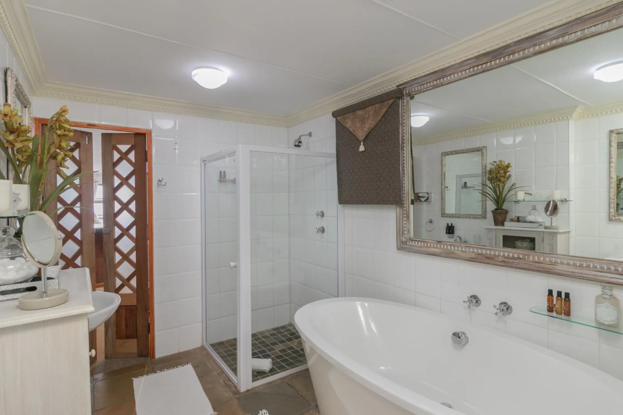 Bathroom in Villa Castollini