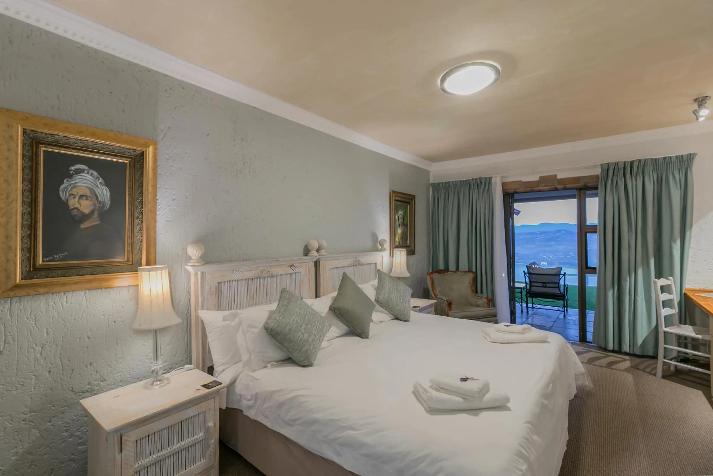 Photo of the whole room, Bed in Villa Castollini