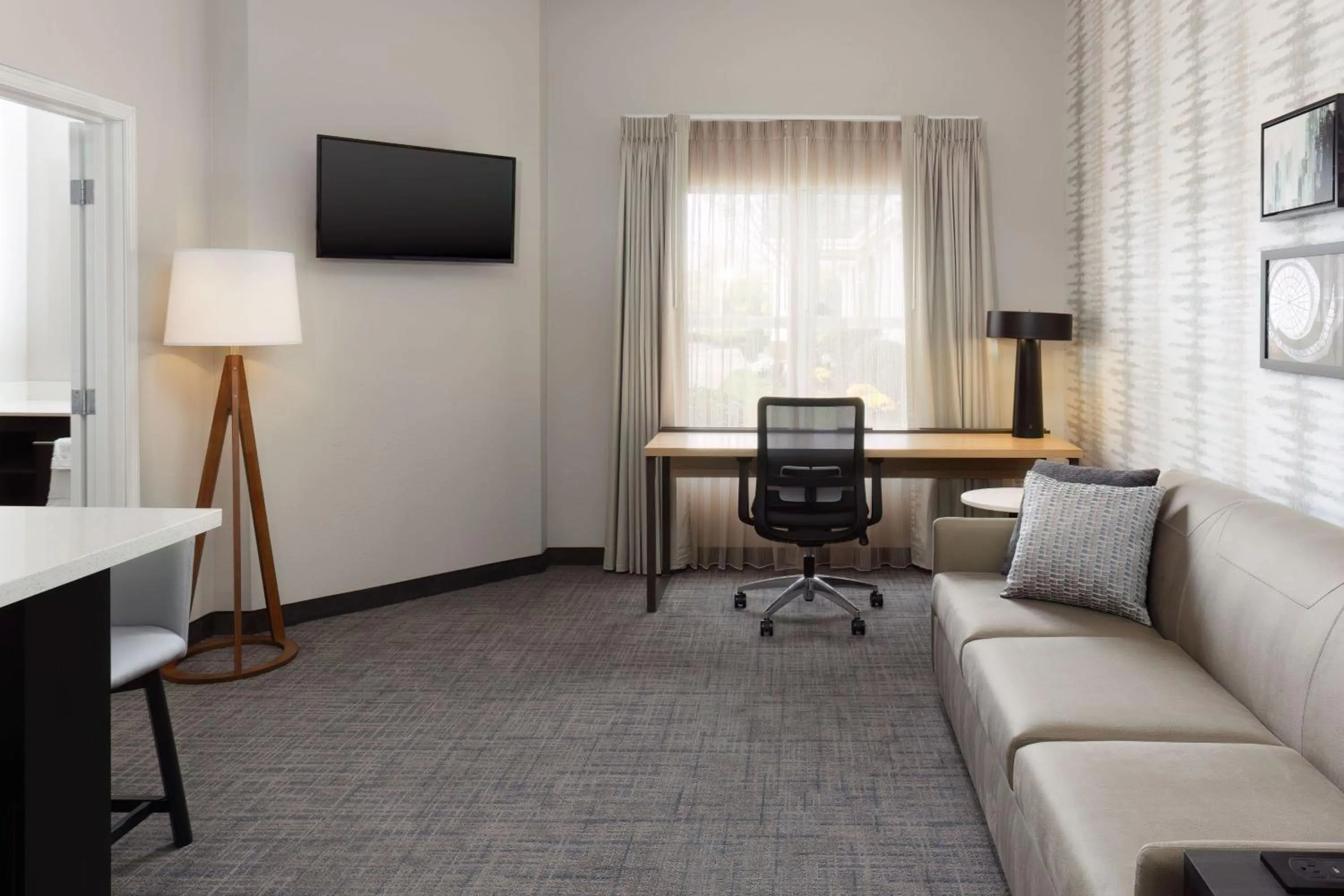 Living room in Residence Inn Providence Coventry