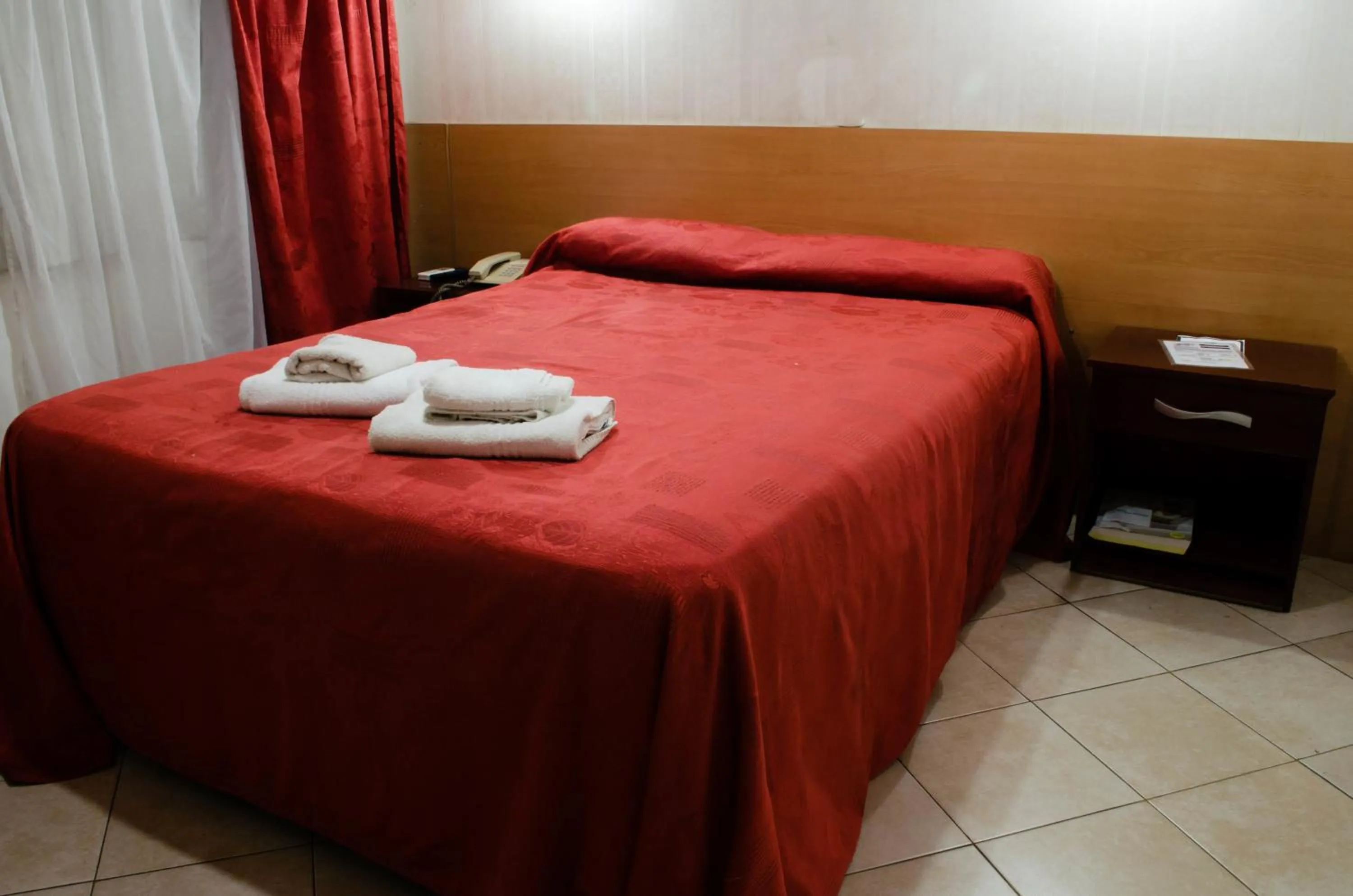 Bedroom, Bed in San Remo Grand Hotel