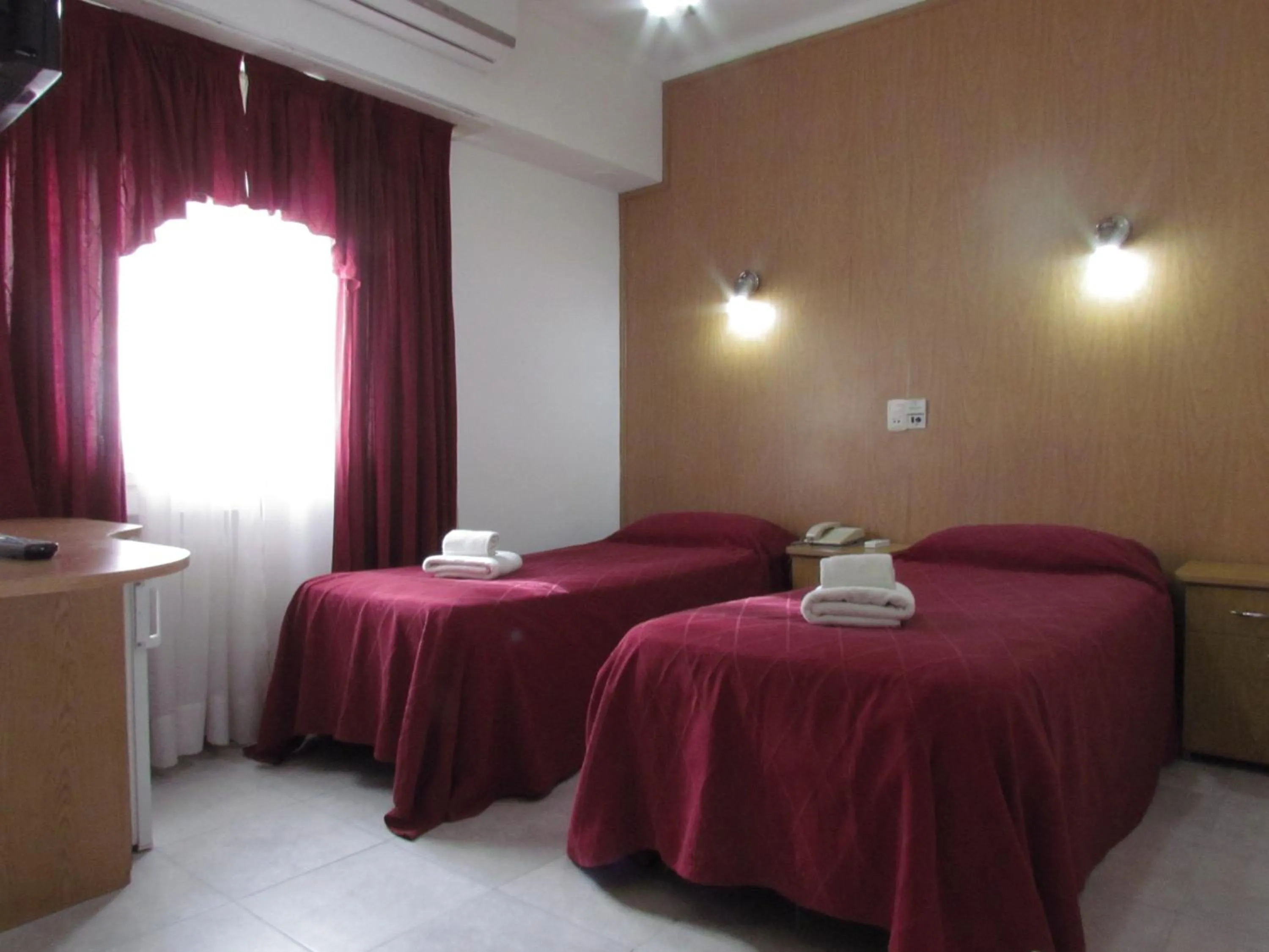 Bedroom, Bed in San Remo Grand Hotel