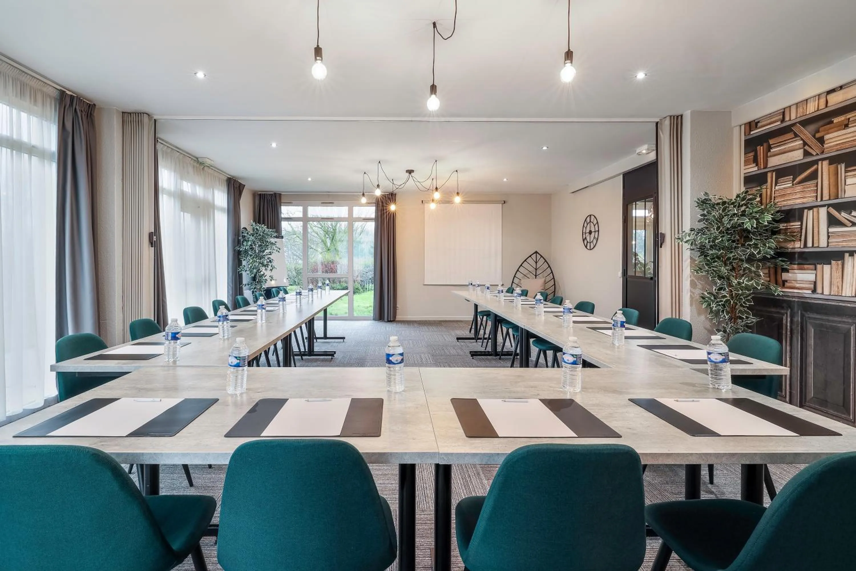 Sure Hotel by Best Western Calais Coquelles Tunnel s/ Manche