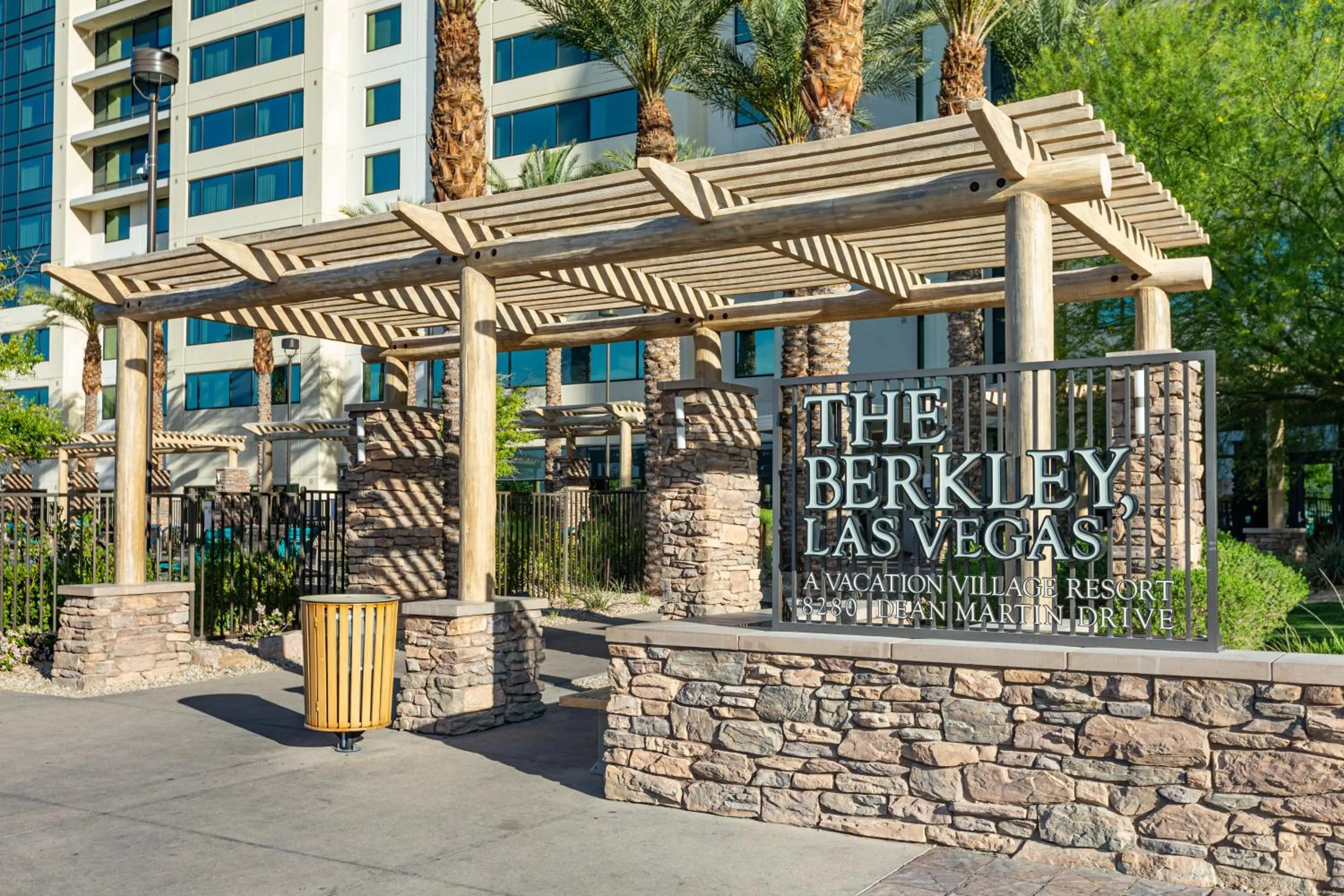 Logo/Certificate/Sign in The Berkley, Las Vegas