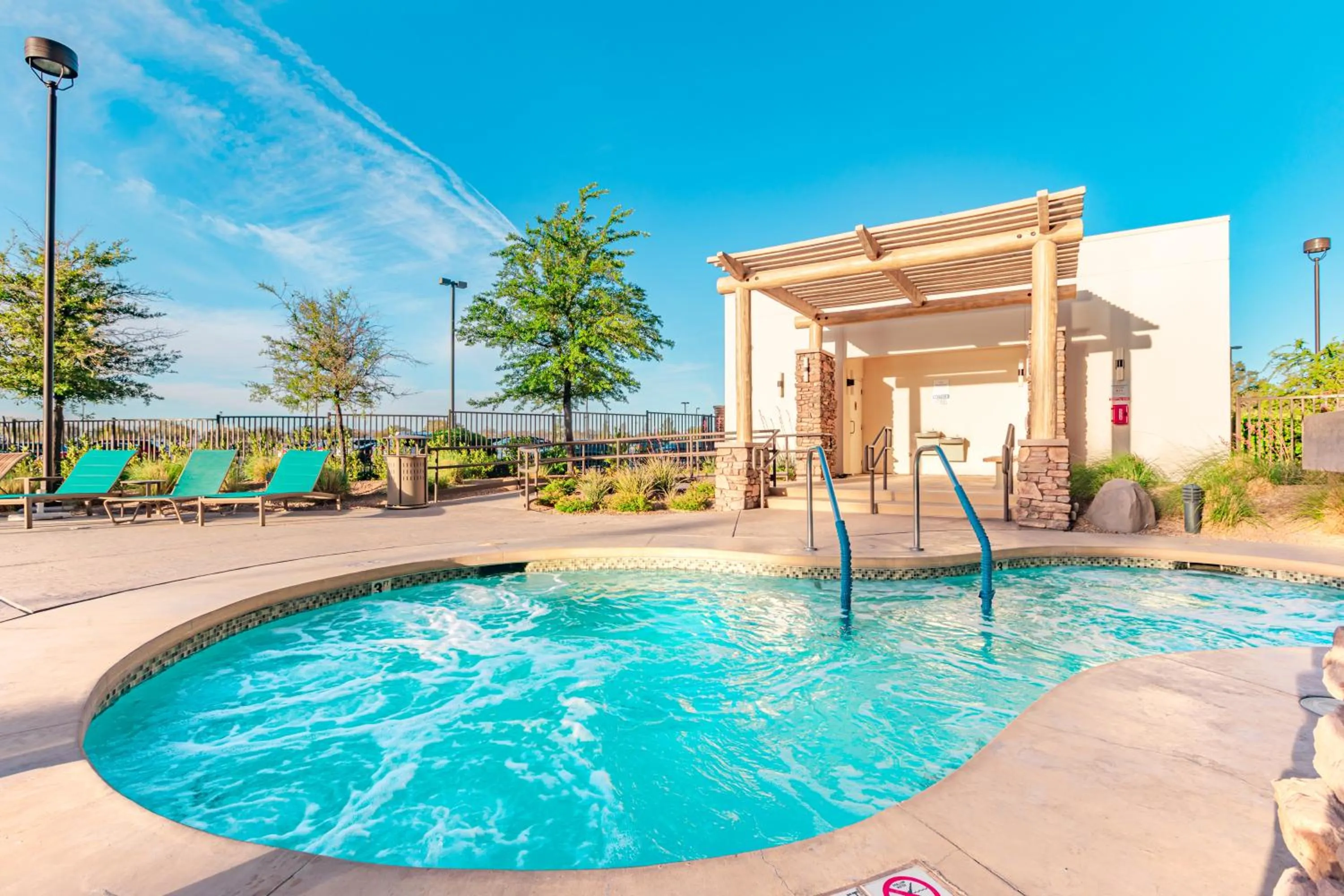 Hot Tub in The Berkley, Las Vegas