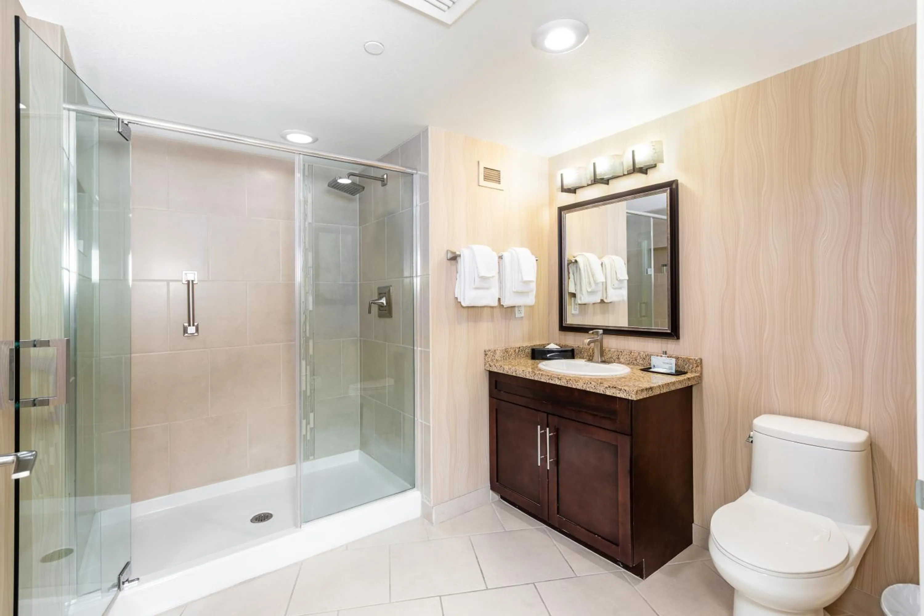 Bathroom in The Berkley, Las Vegas