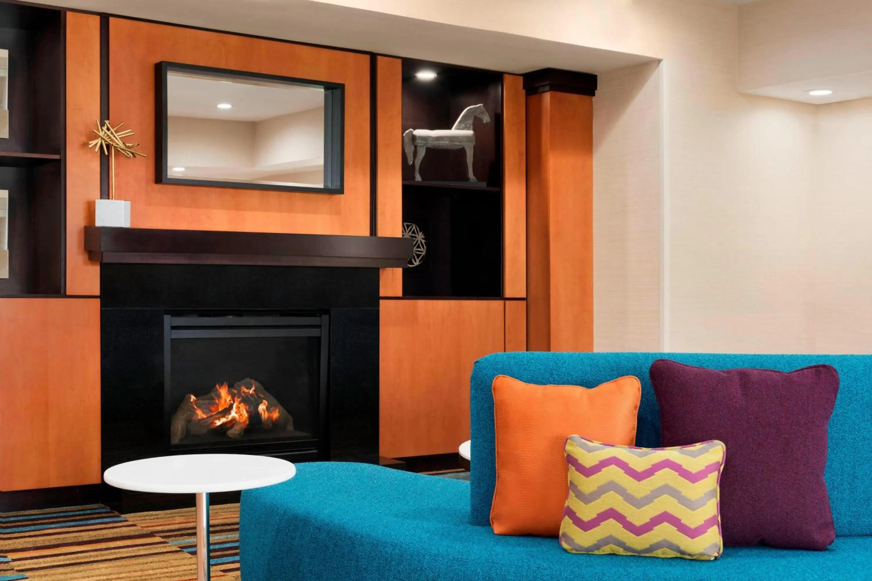 Lobby or reception in Fairfield Inn & Suites Hartford Manchester