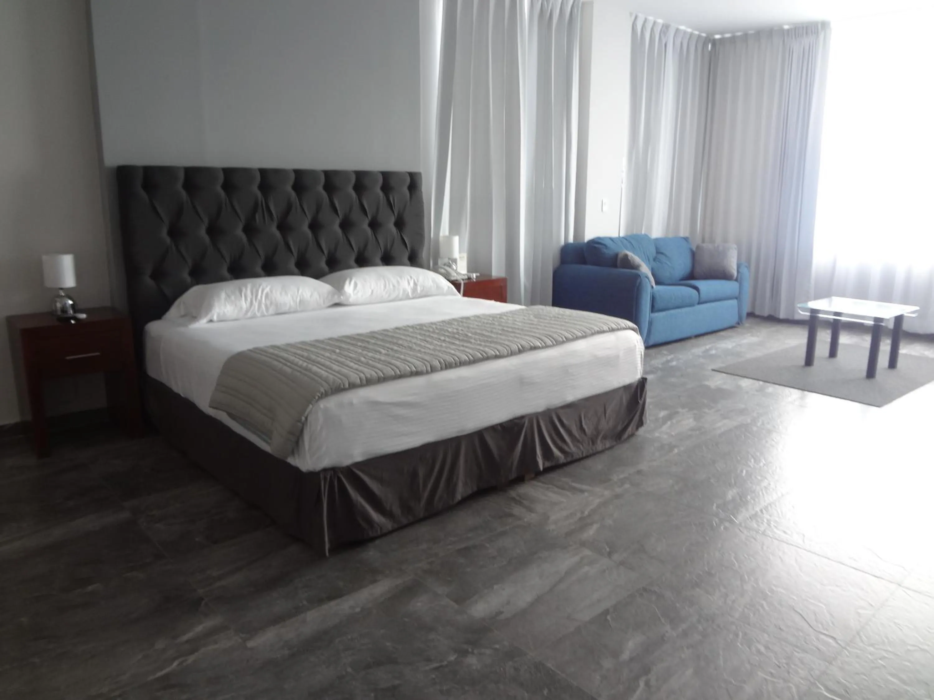 Bed in Hotel Civic Express