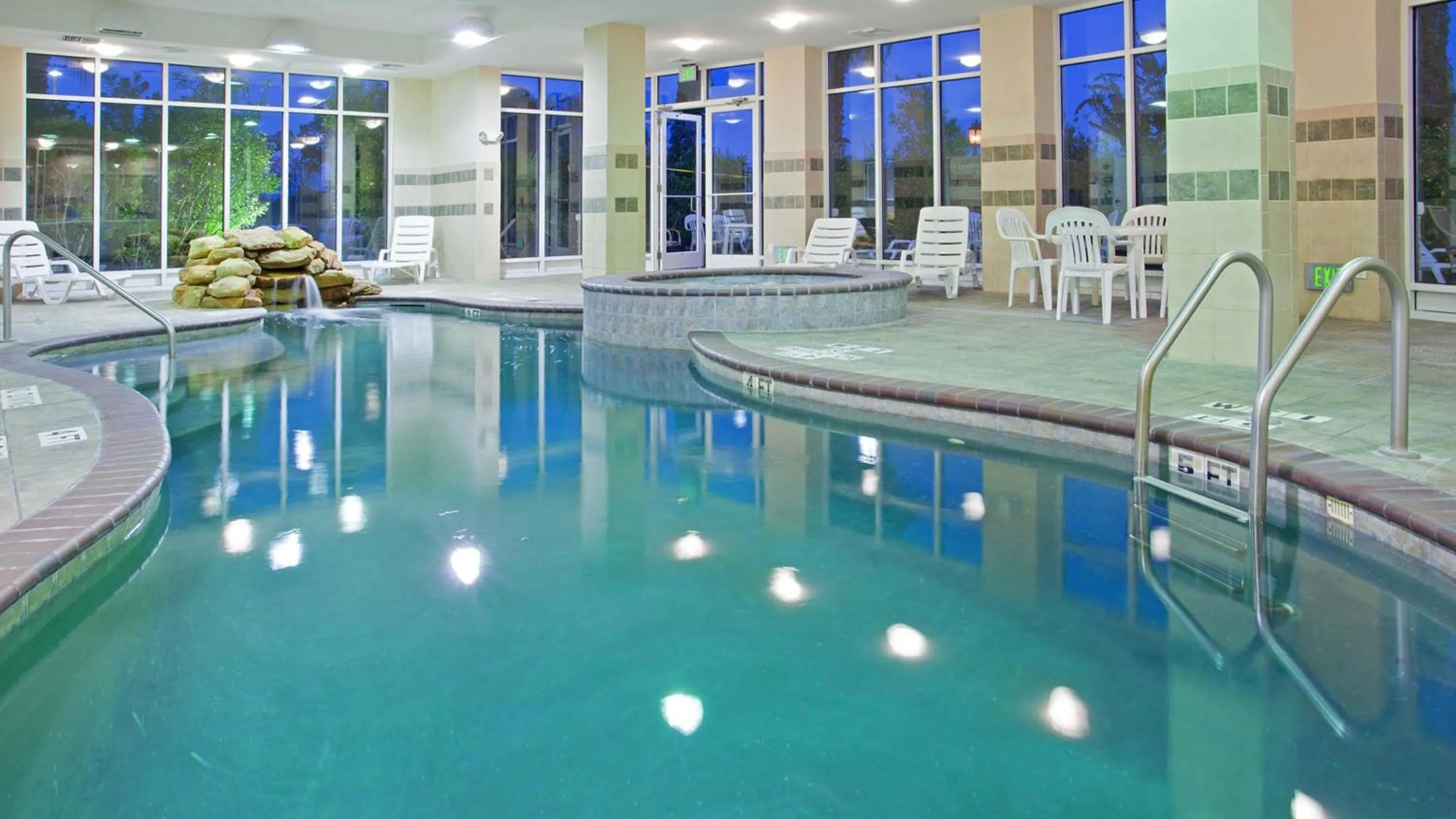 Swimming pool in Holiday Inn & Suites College Station-Aggieland by IHG