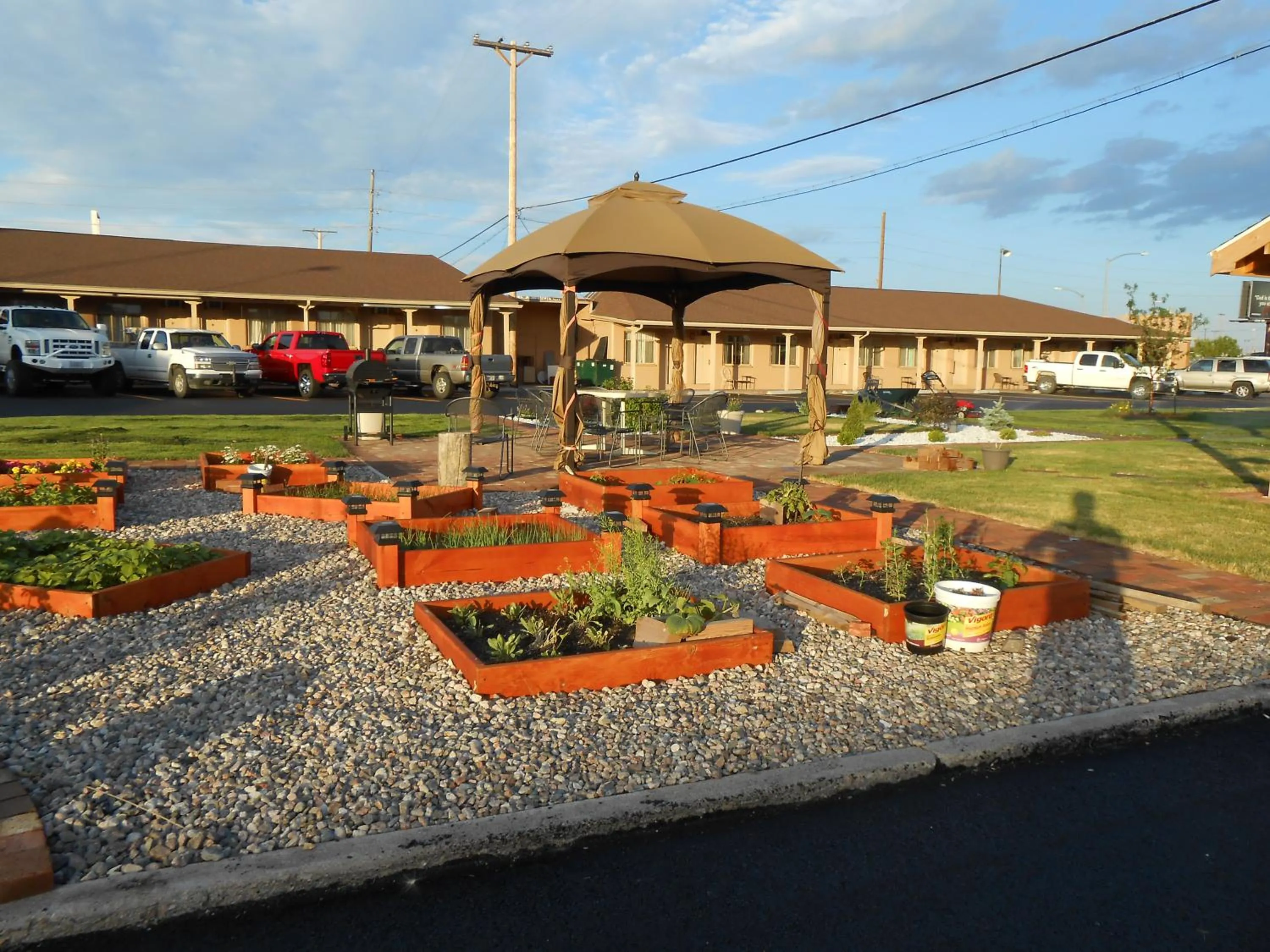 BBQ facilities in Sands Motel