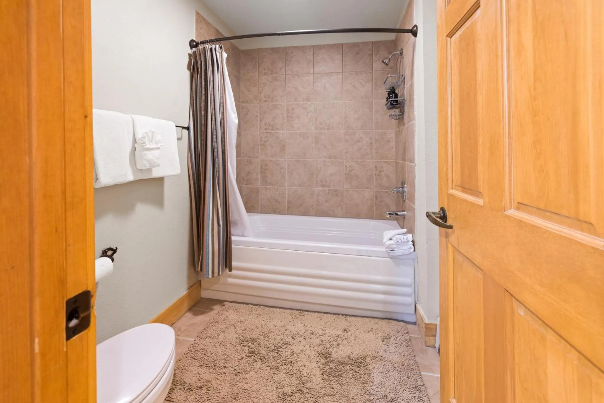 Bathroom, Bed in East Keystone by Vail Resorts