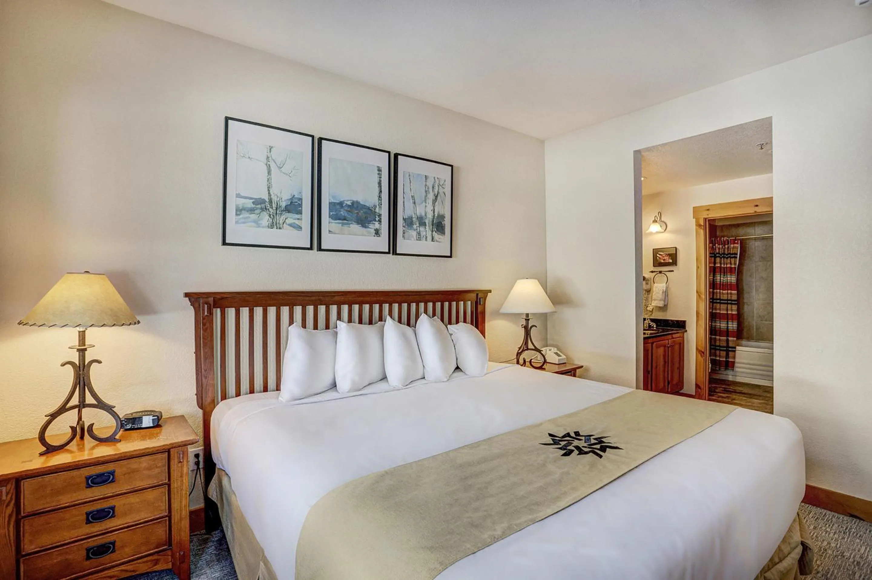 Photo of the whole room, Bed in East Keystone by Keystone Resort