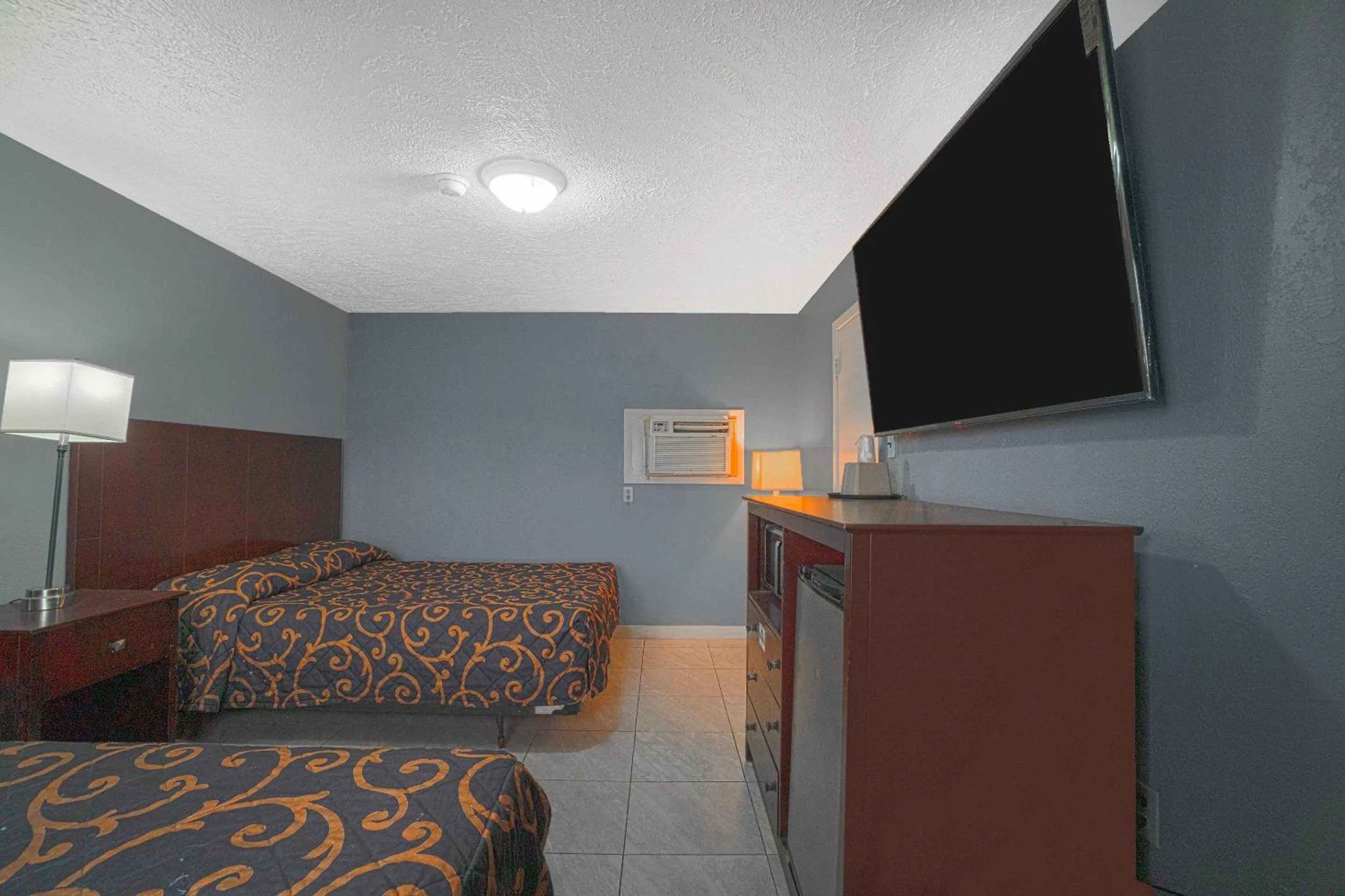 Bedroom, Bed in Texana Inn Edna By OYO