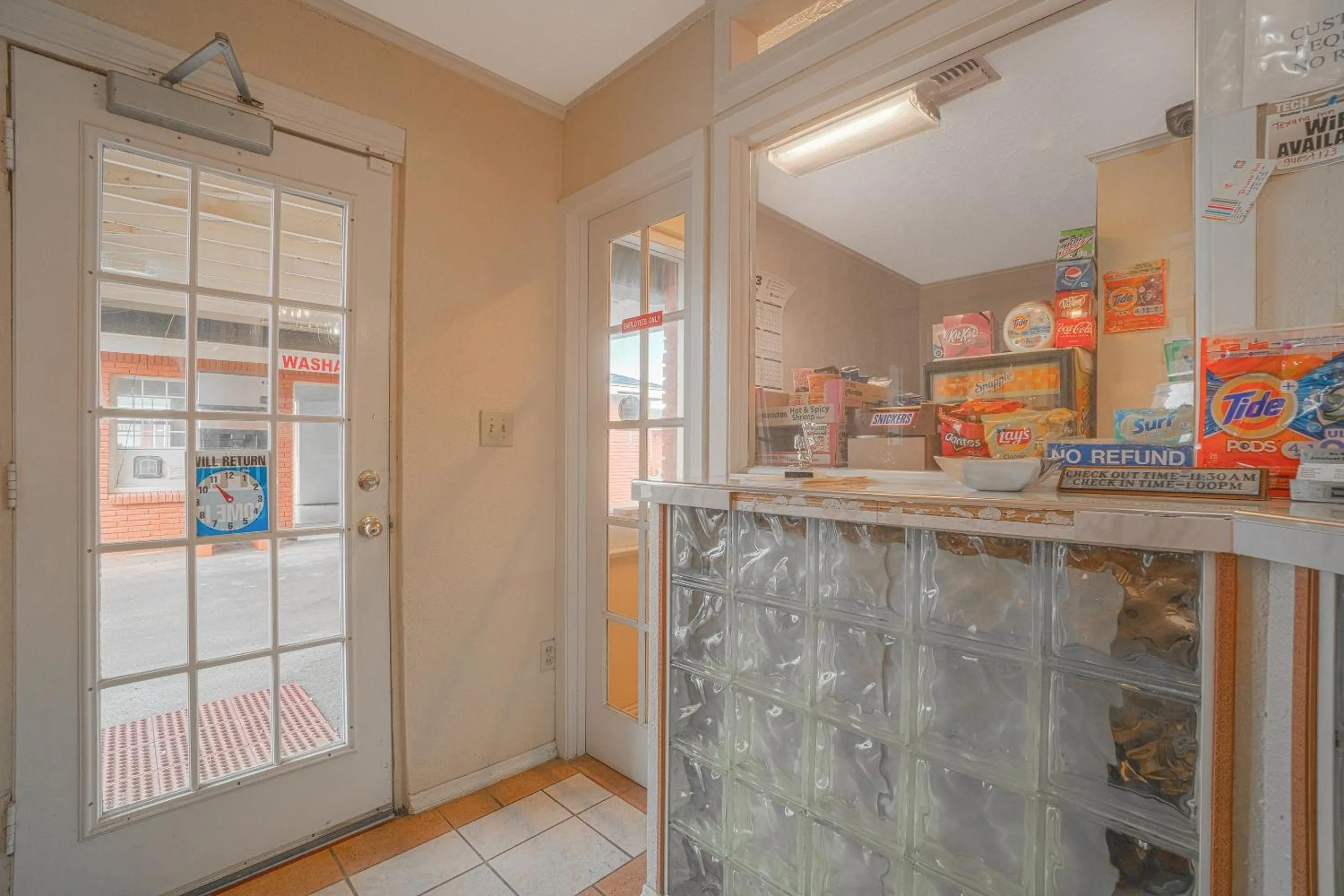 Lobby or reception in Texana Inn Edna By OYO