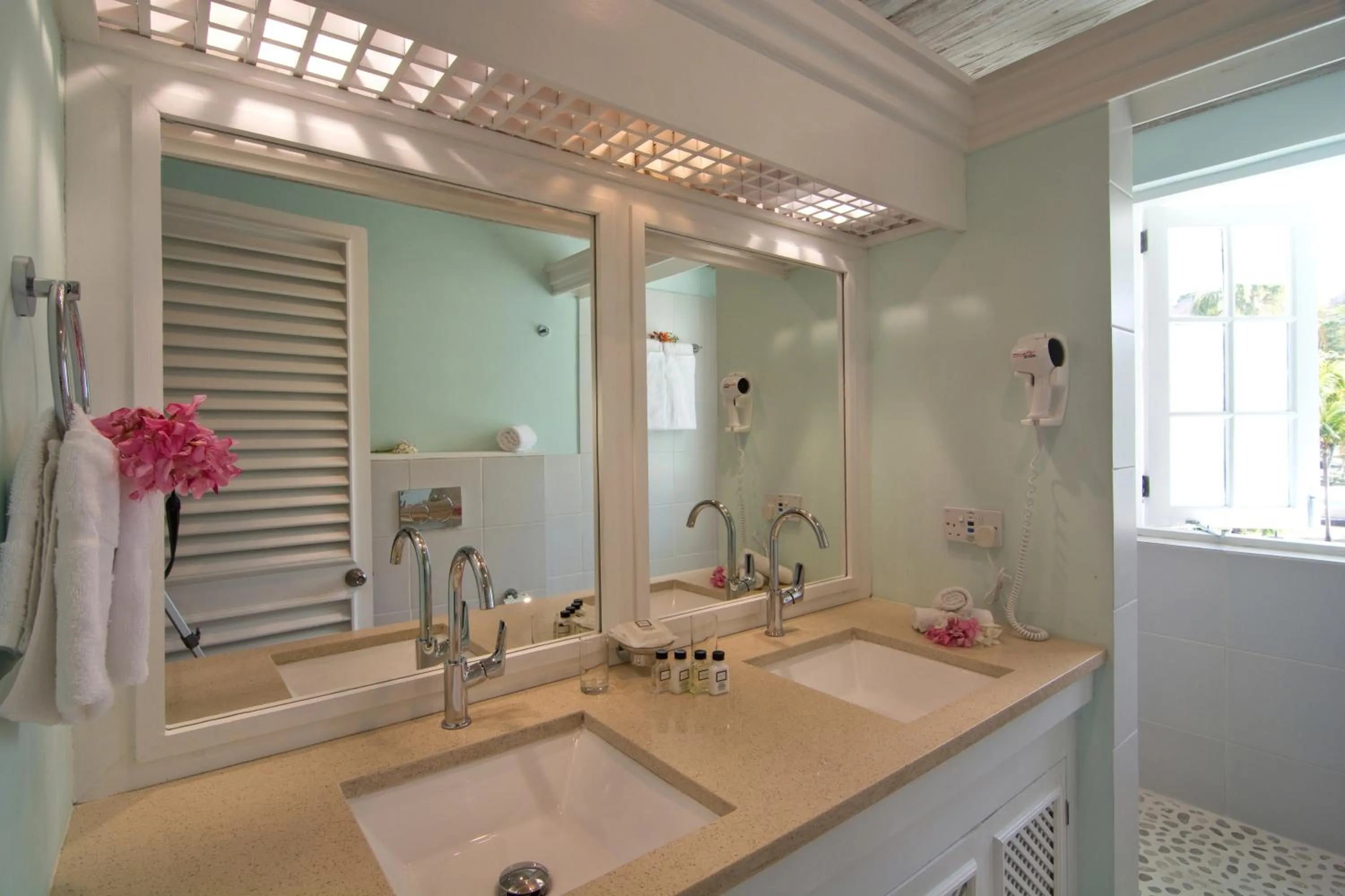 Bathroom in Bequia Plantation Hotel