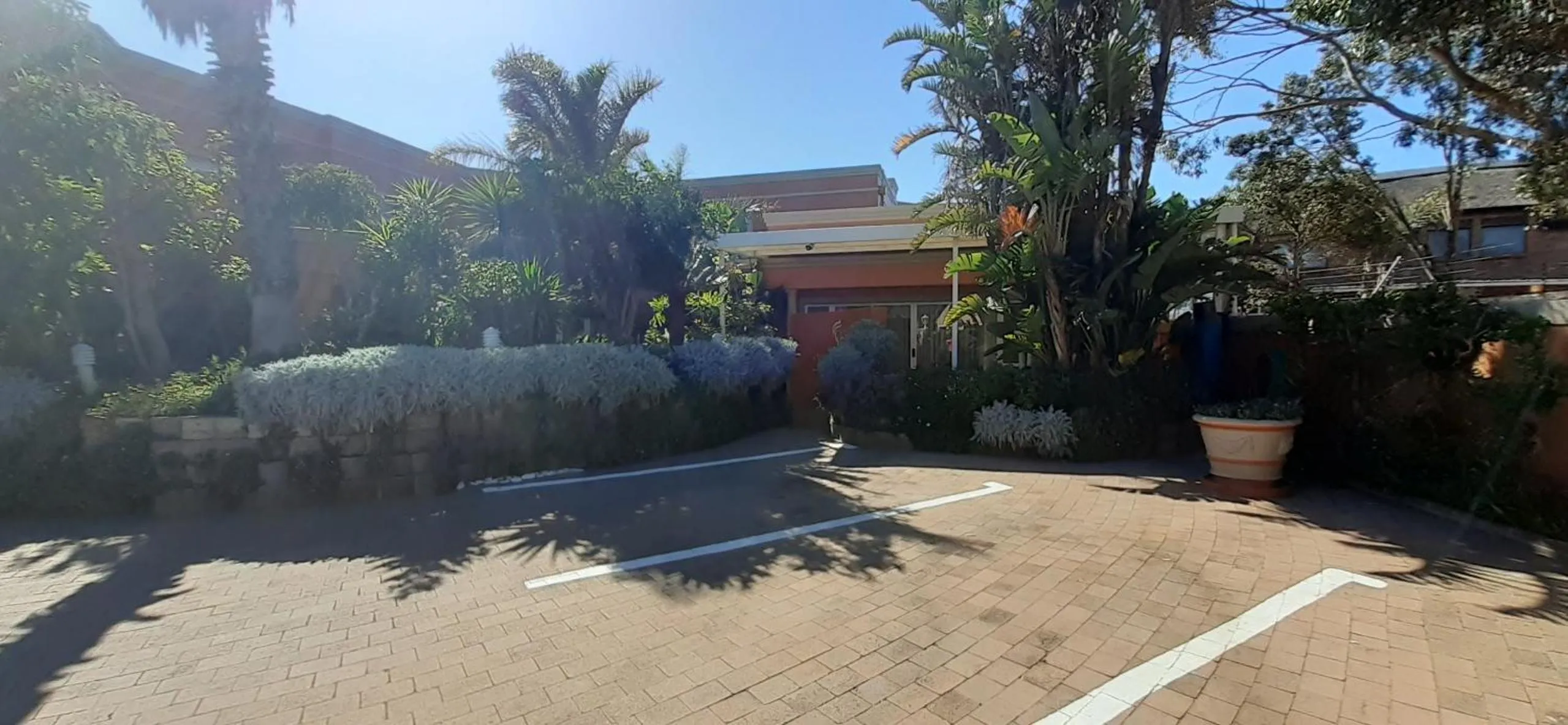 Property building in Cinnamon House Bed & Breakfast